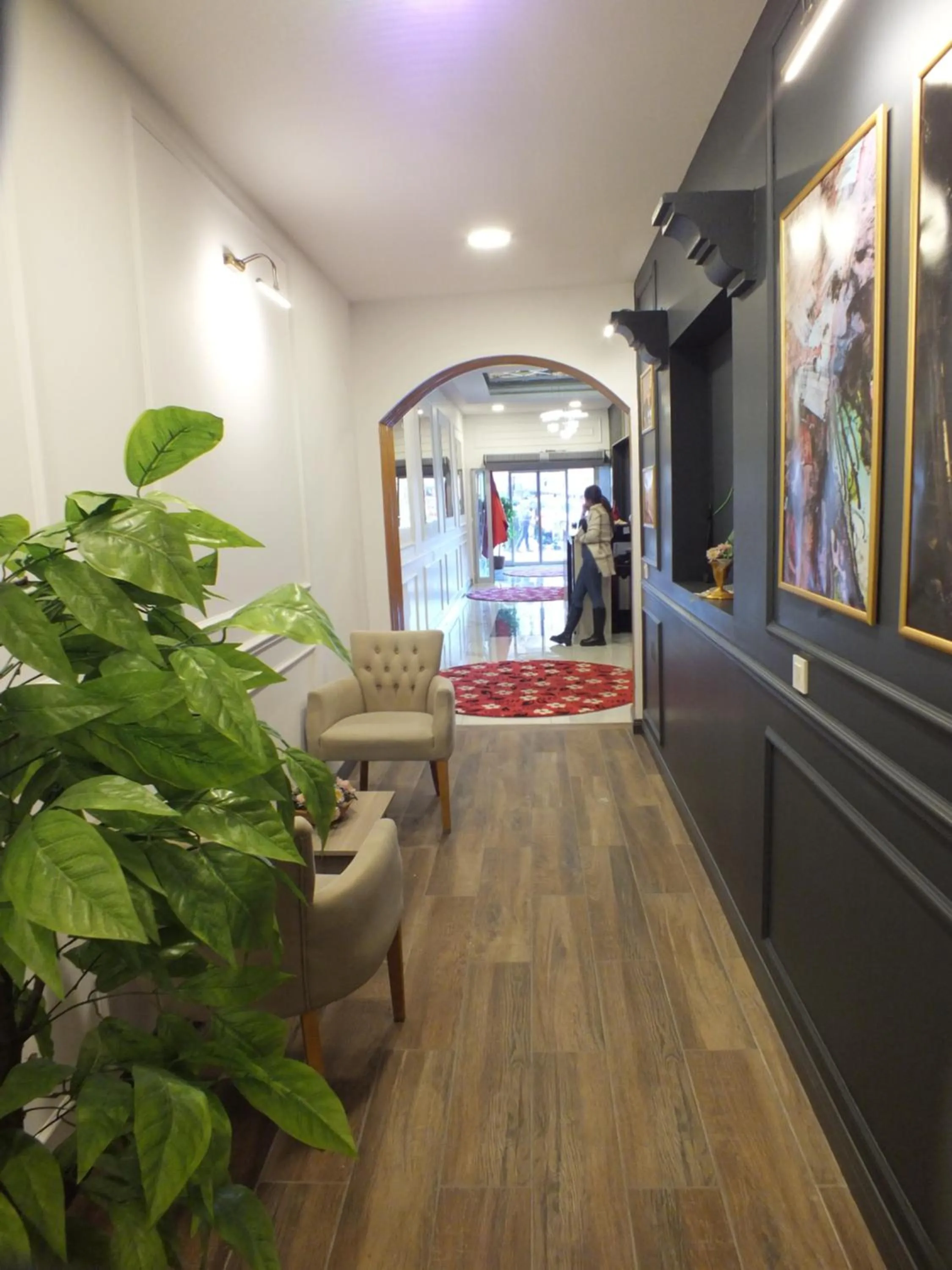 Dining area in ÇANKAYA SUIT HOTEL