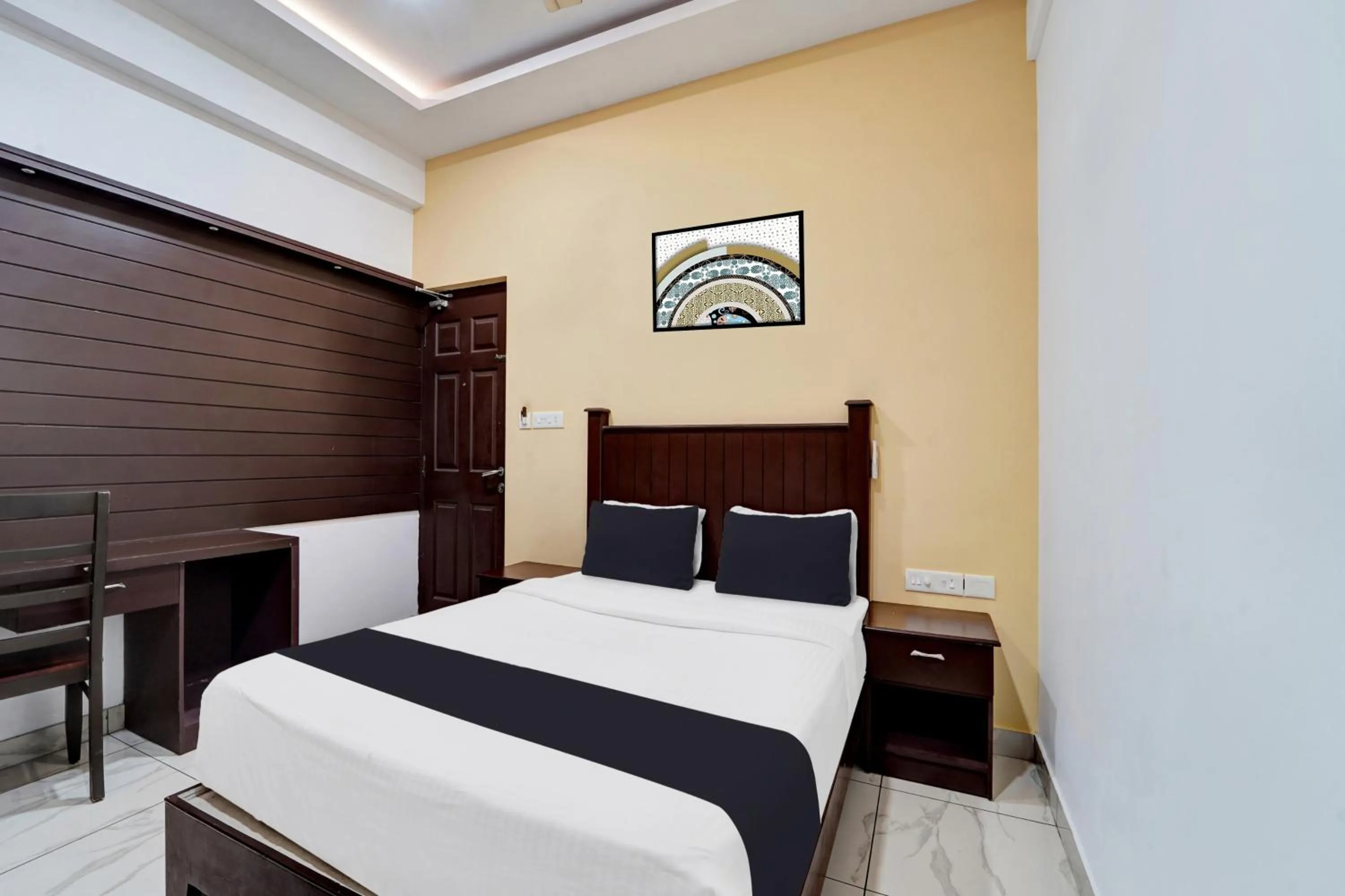 Bed in Collection O Calvathy Road Near Fort Kochi