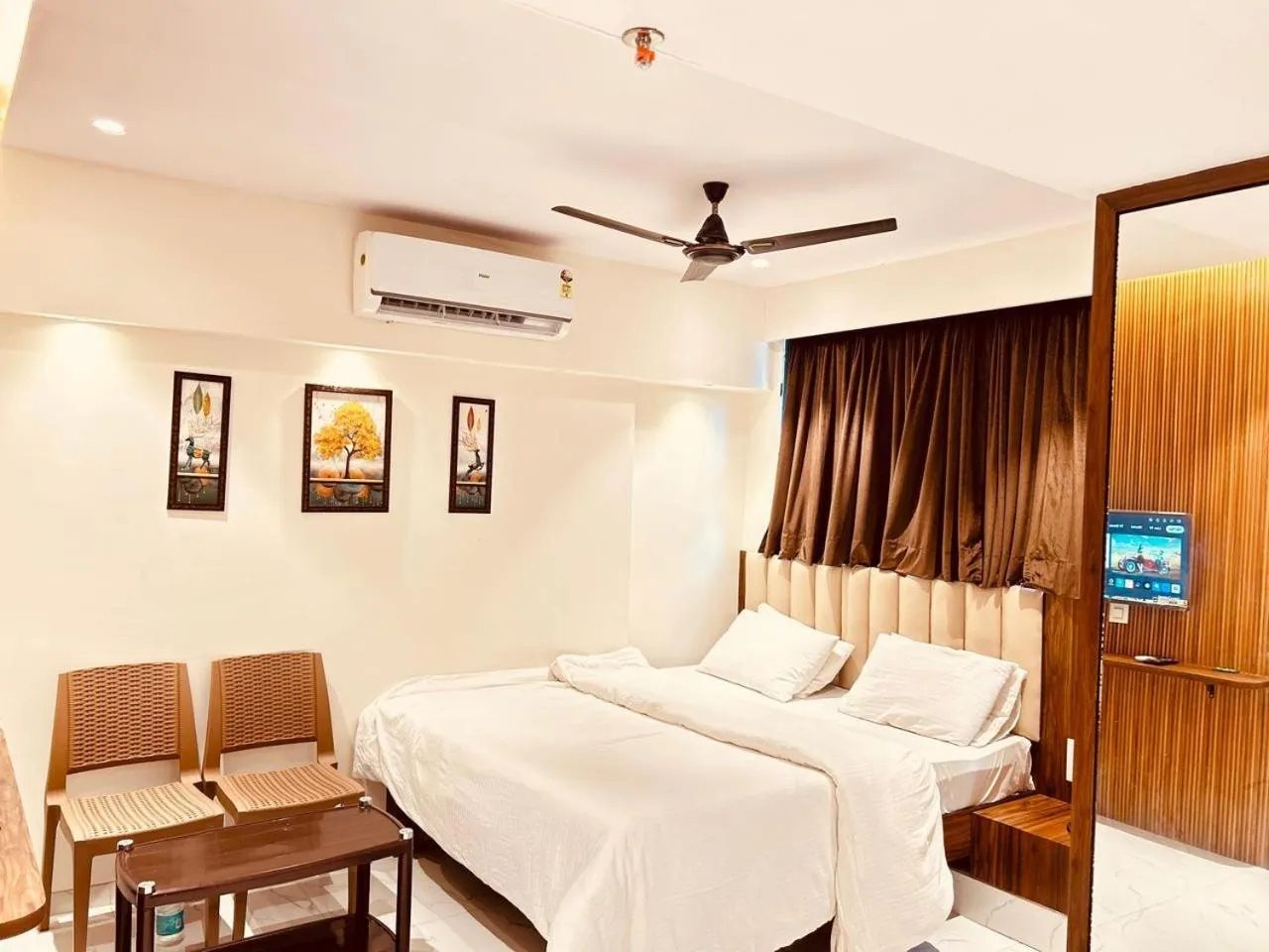 Bed in Prince NX Hotel