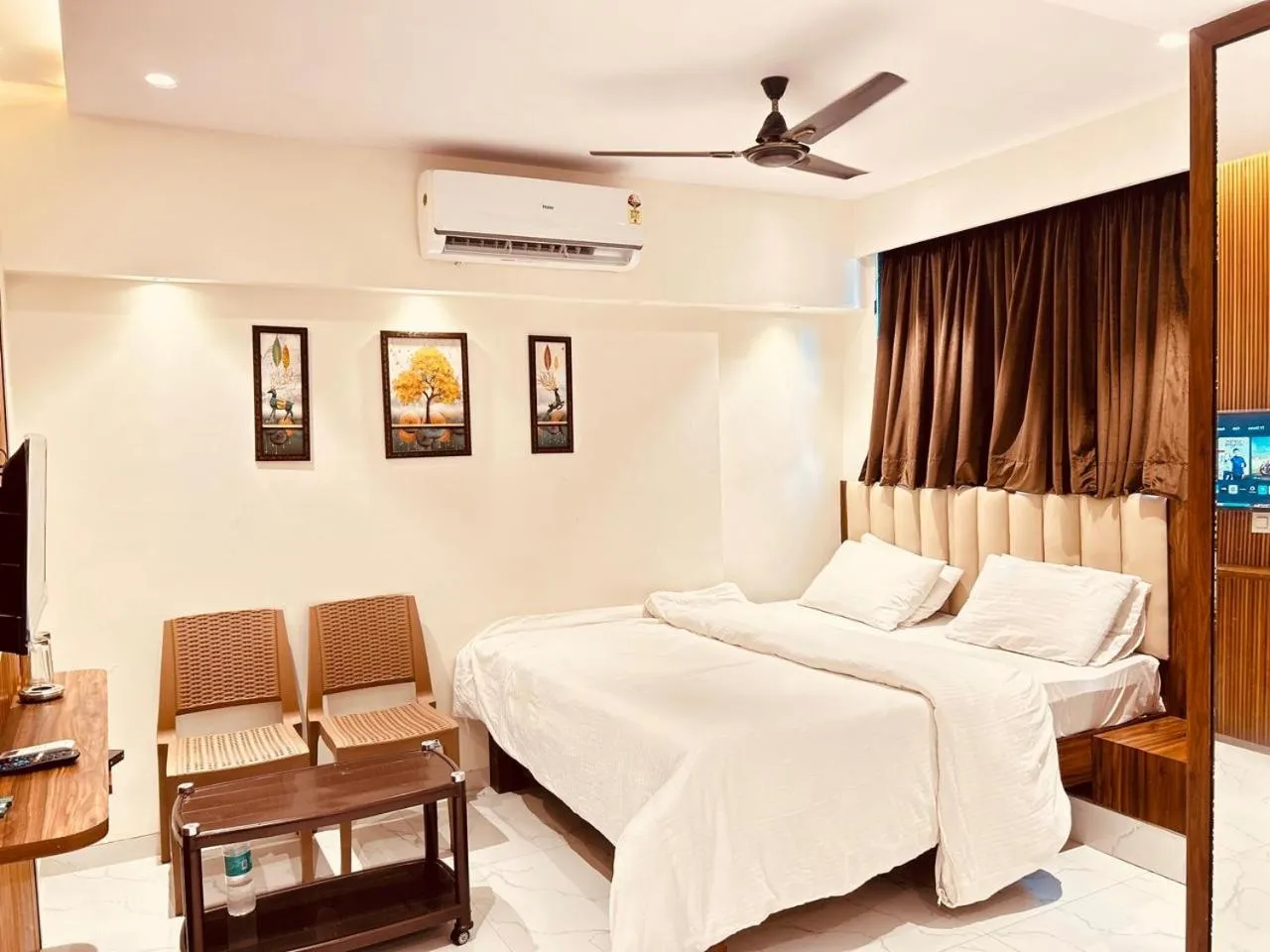 Bed in Prince NX Hotel