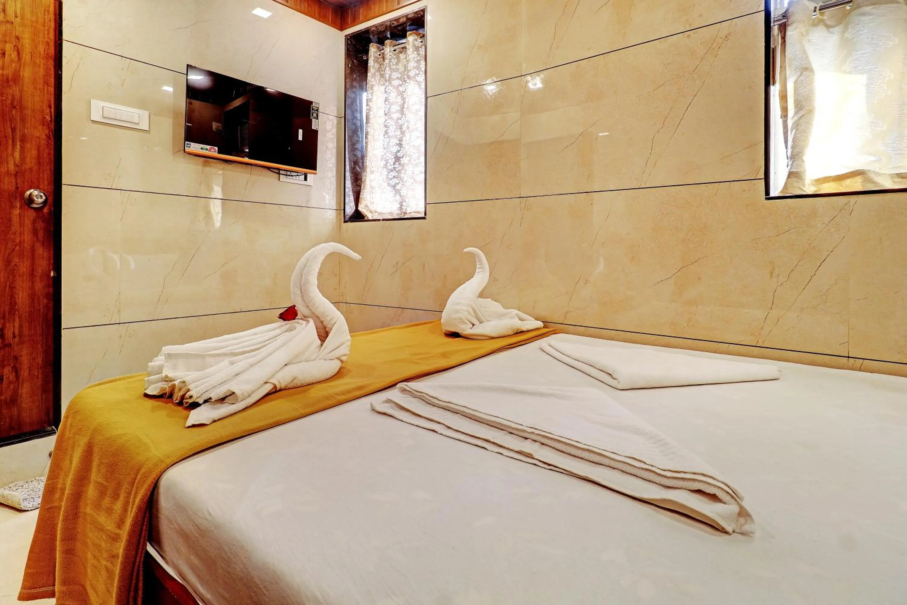 TV and multimedia, Bed in Prince NX Hotel