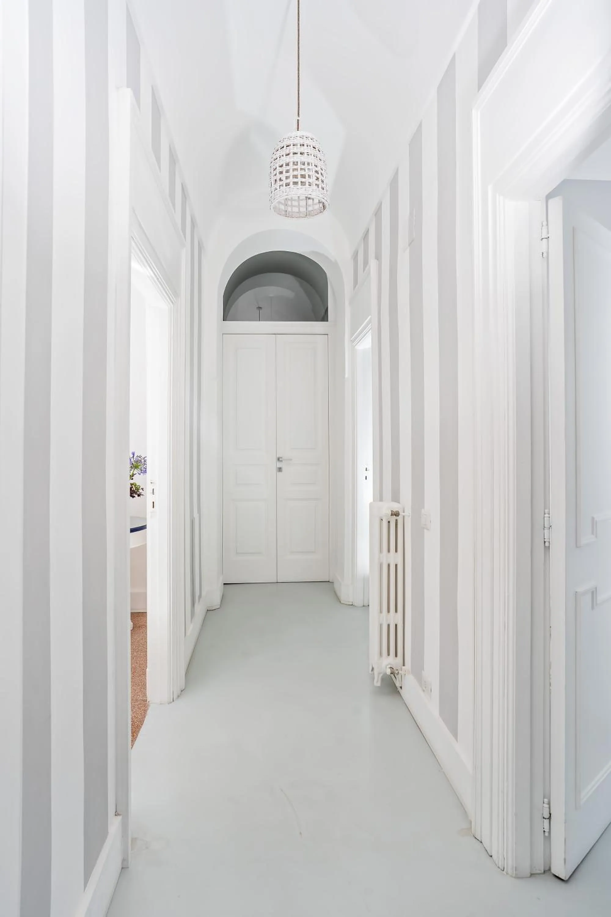 Inner courtyard view in Villa La Pergola Capri