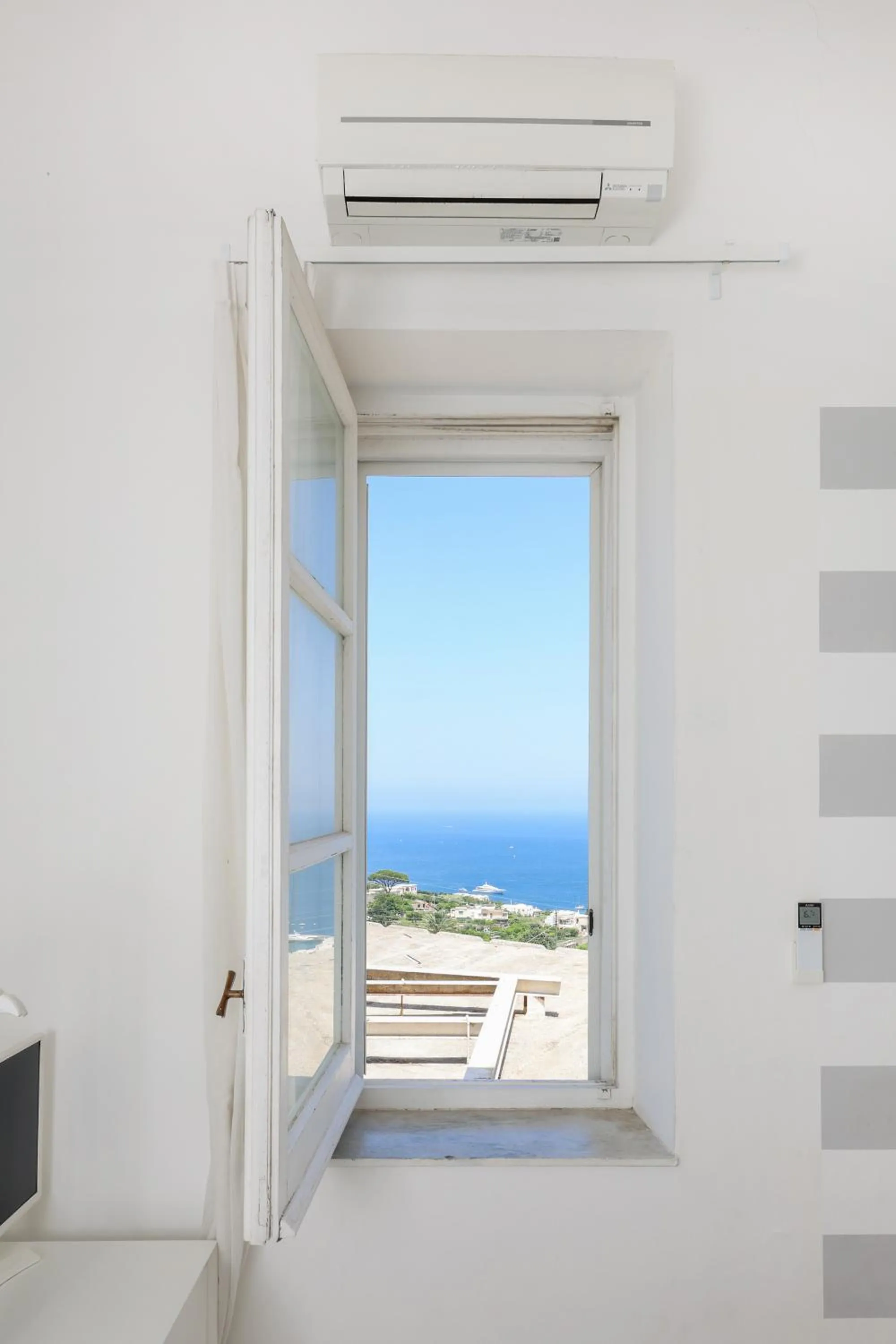 Bedroom in Villa La Pergola Capri