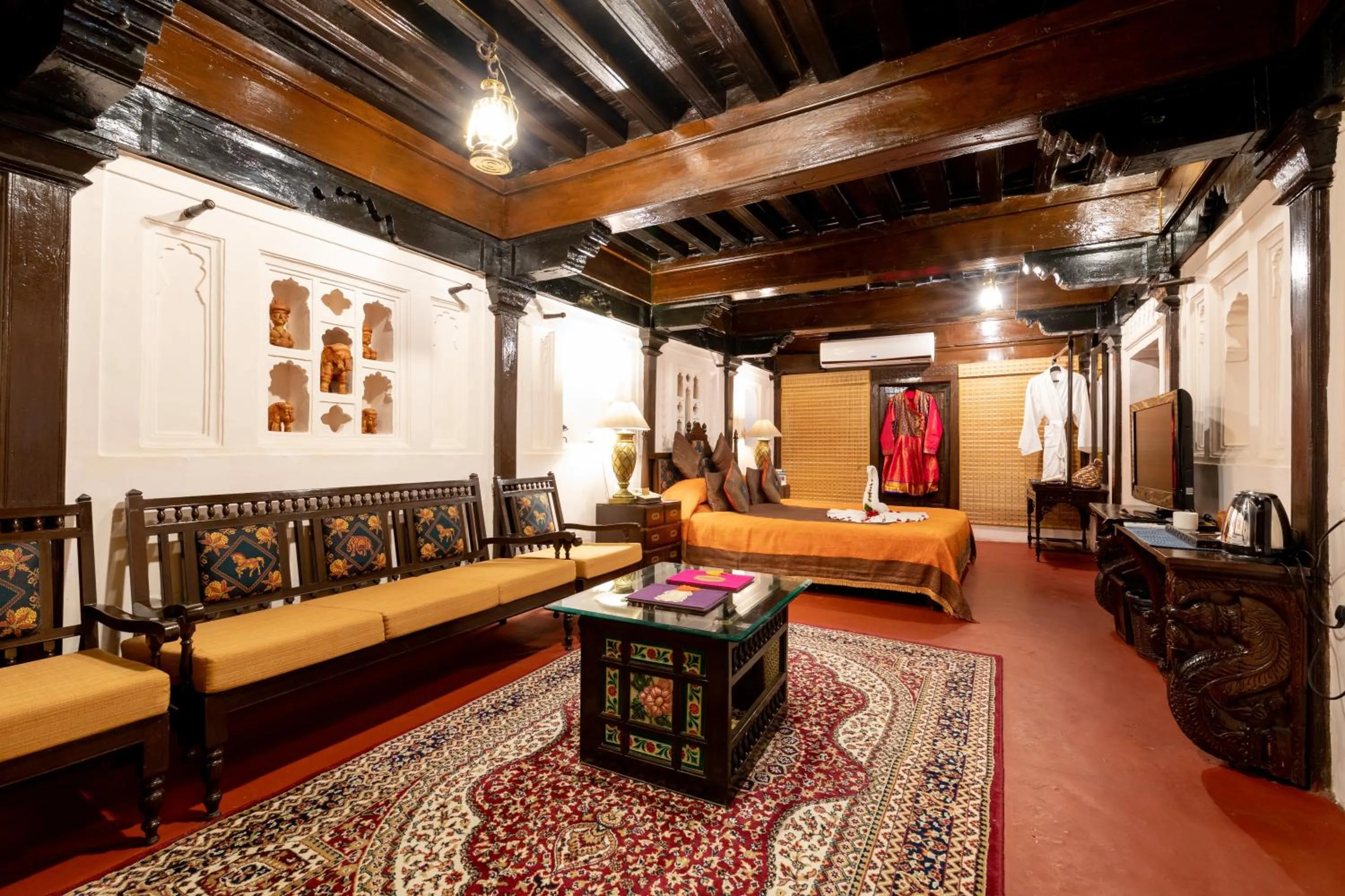 Bed in Fort JadhavGADH -A GADH Heritage Hotel