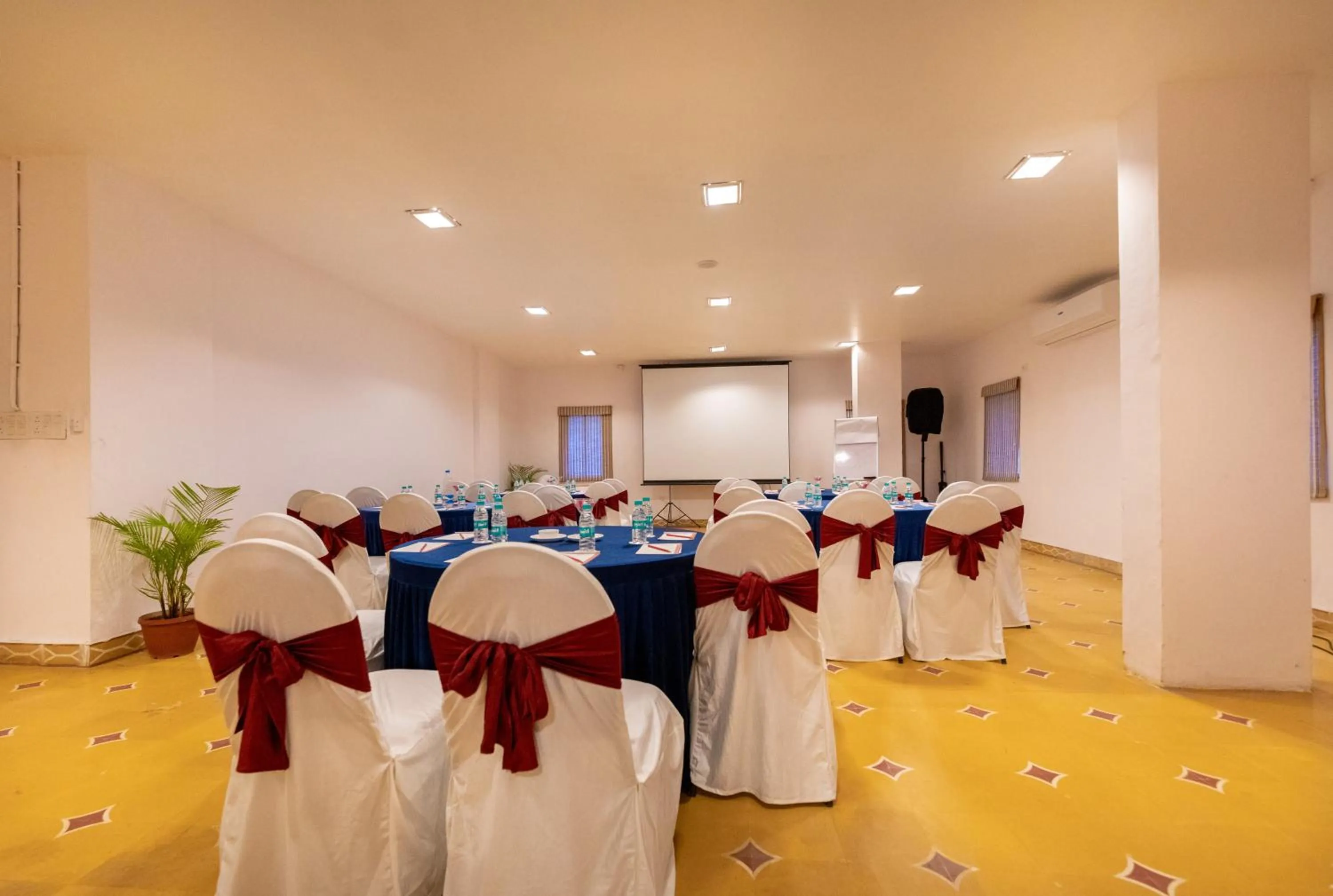 Business facilities in Fort JadhavGADH -A GADH Heritage Hotel