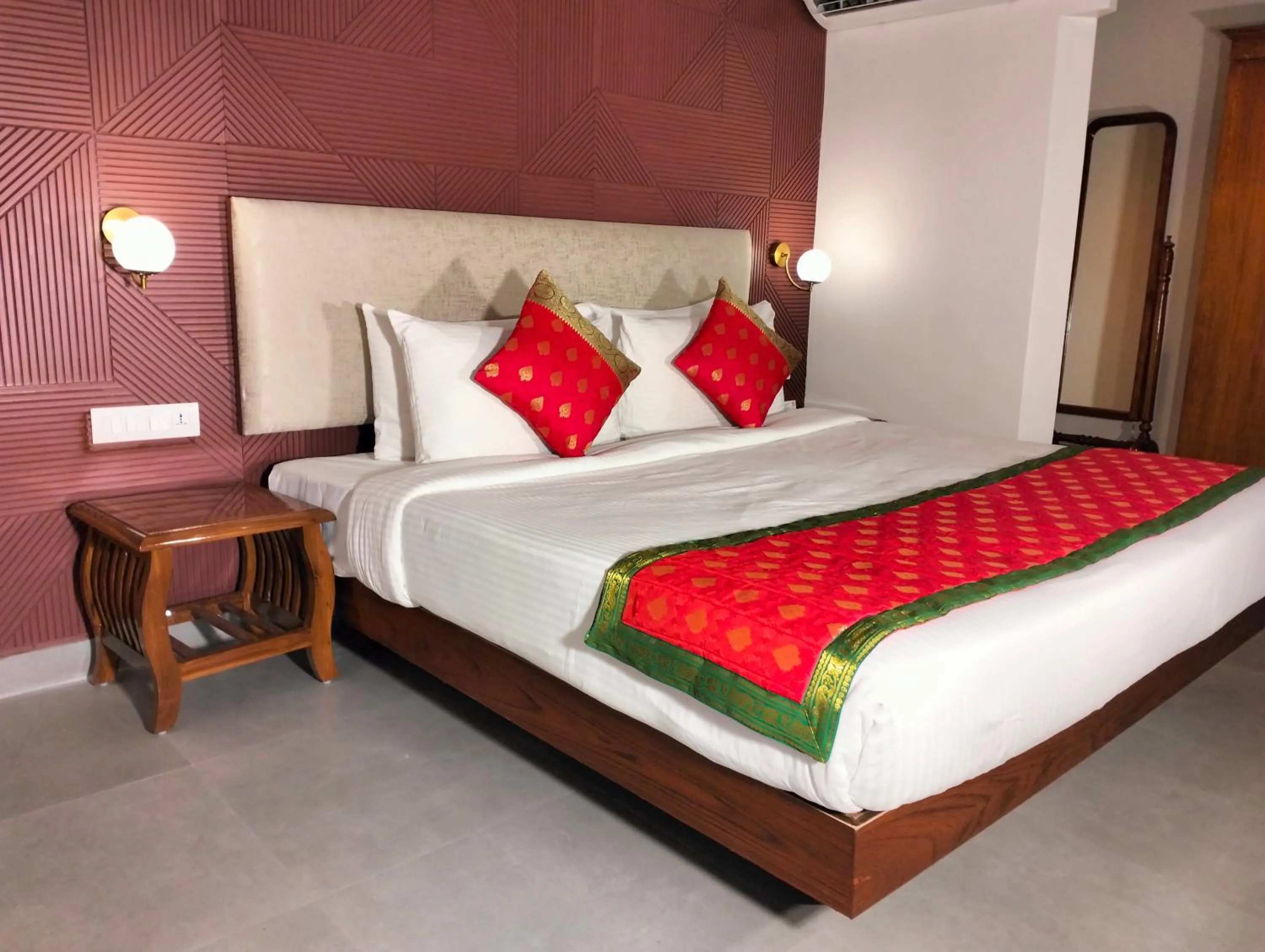Bed in Fort JadhavGADH -A GADH Heritage Hotel