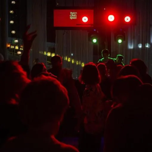 Restaurant/places to eat in Alexander Hotel