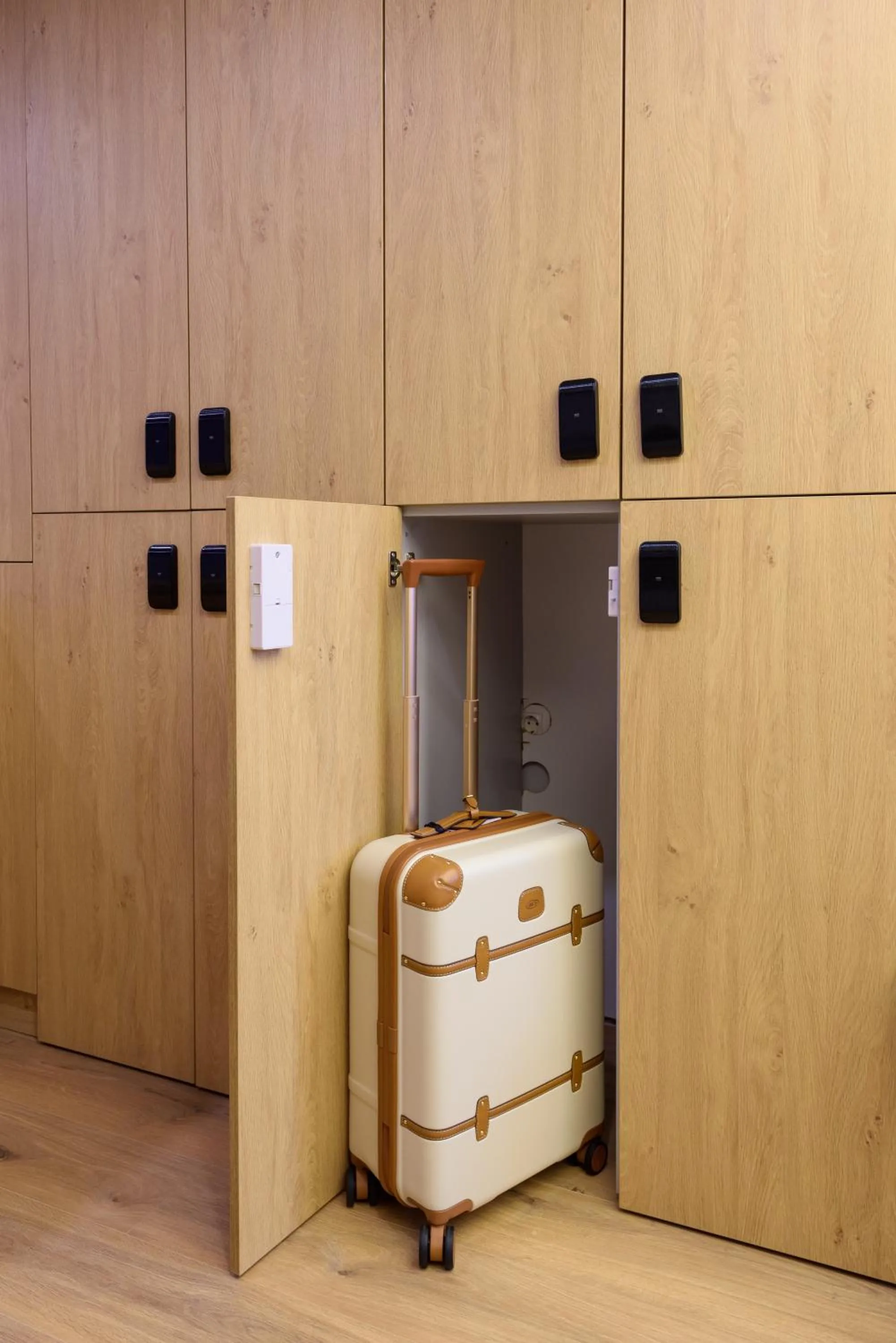 microwave in LOCATION