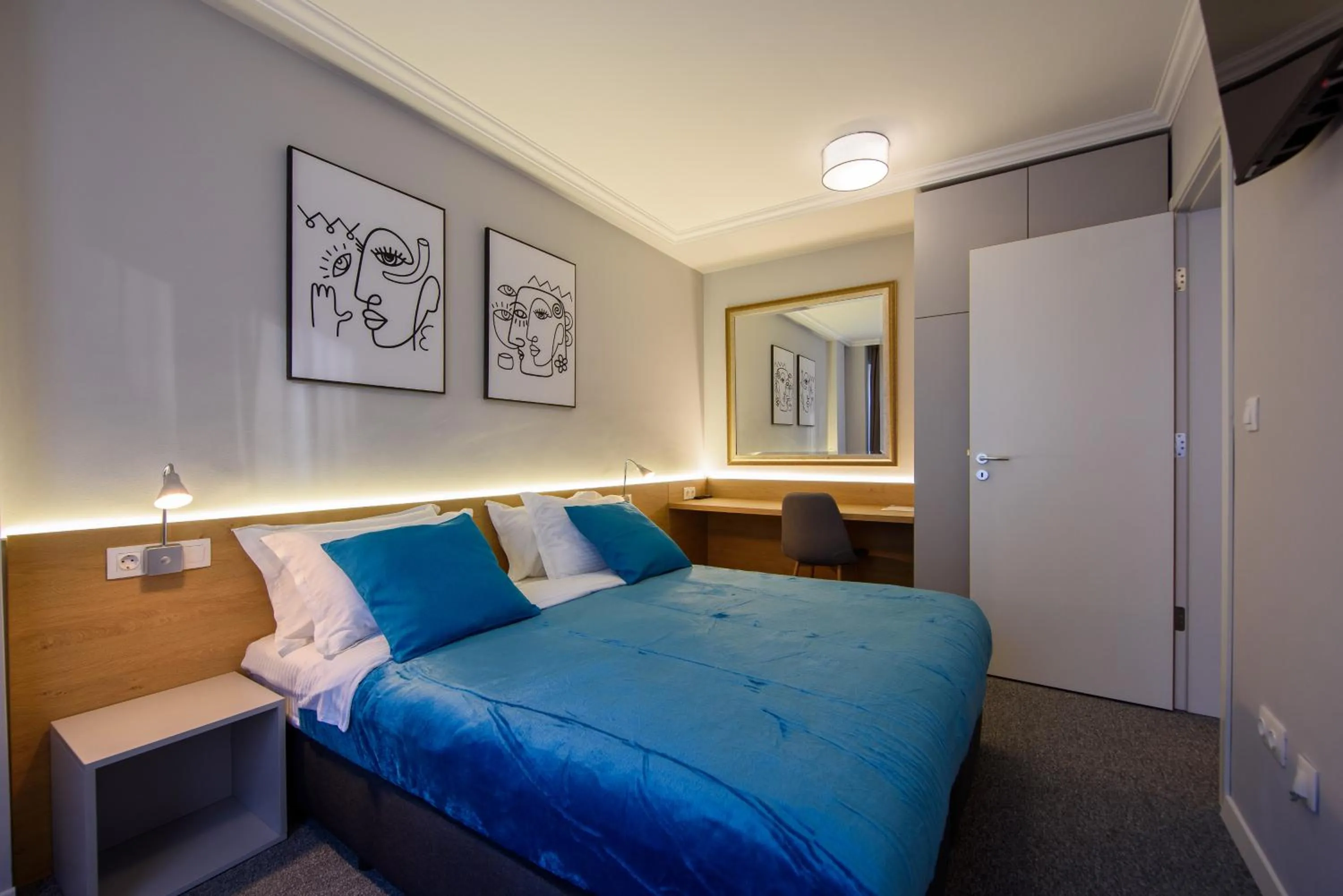 TV and multimedia, Bed in LOCATION