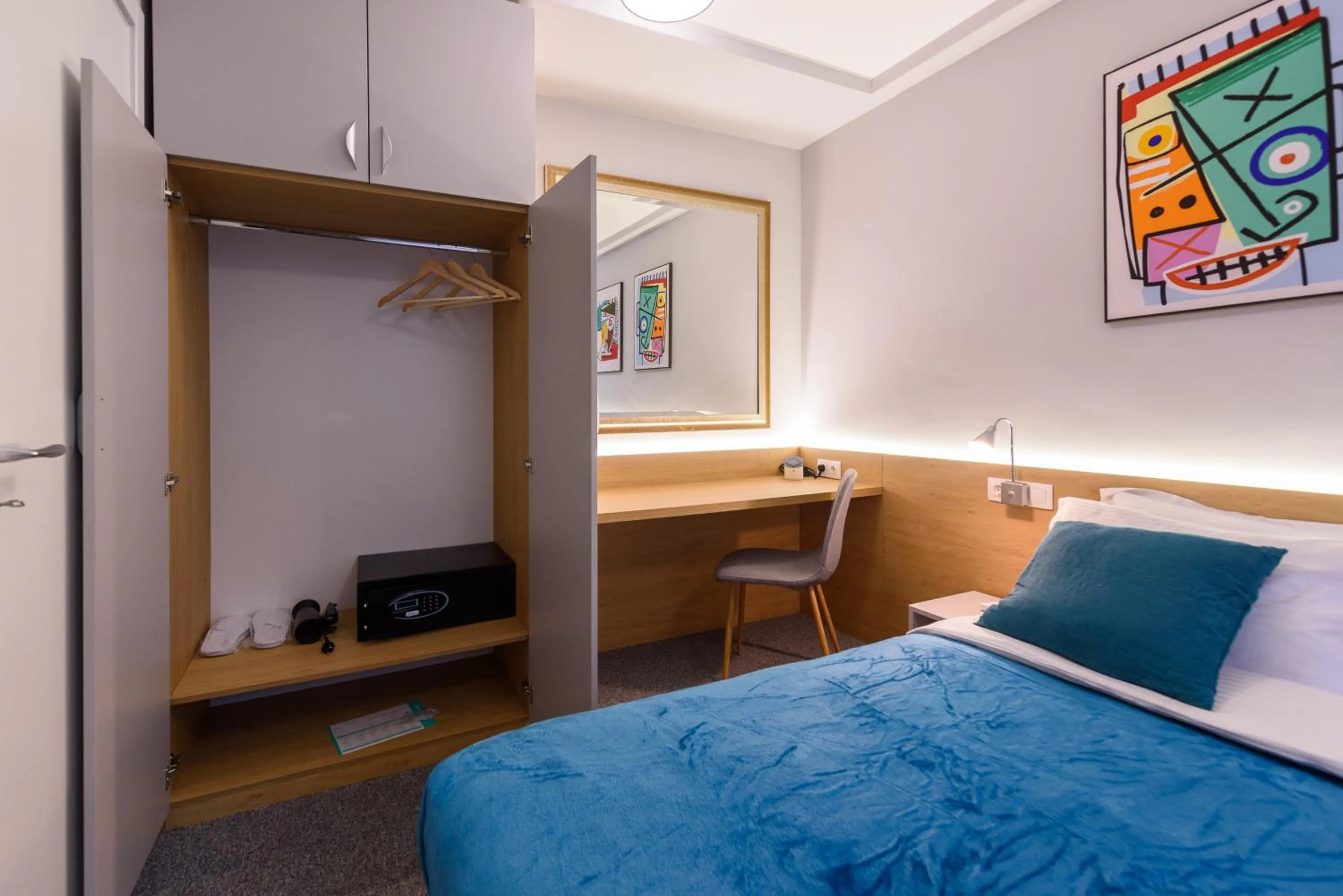 TV and multimedia, Bed in LOCATION