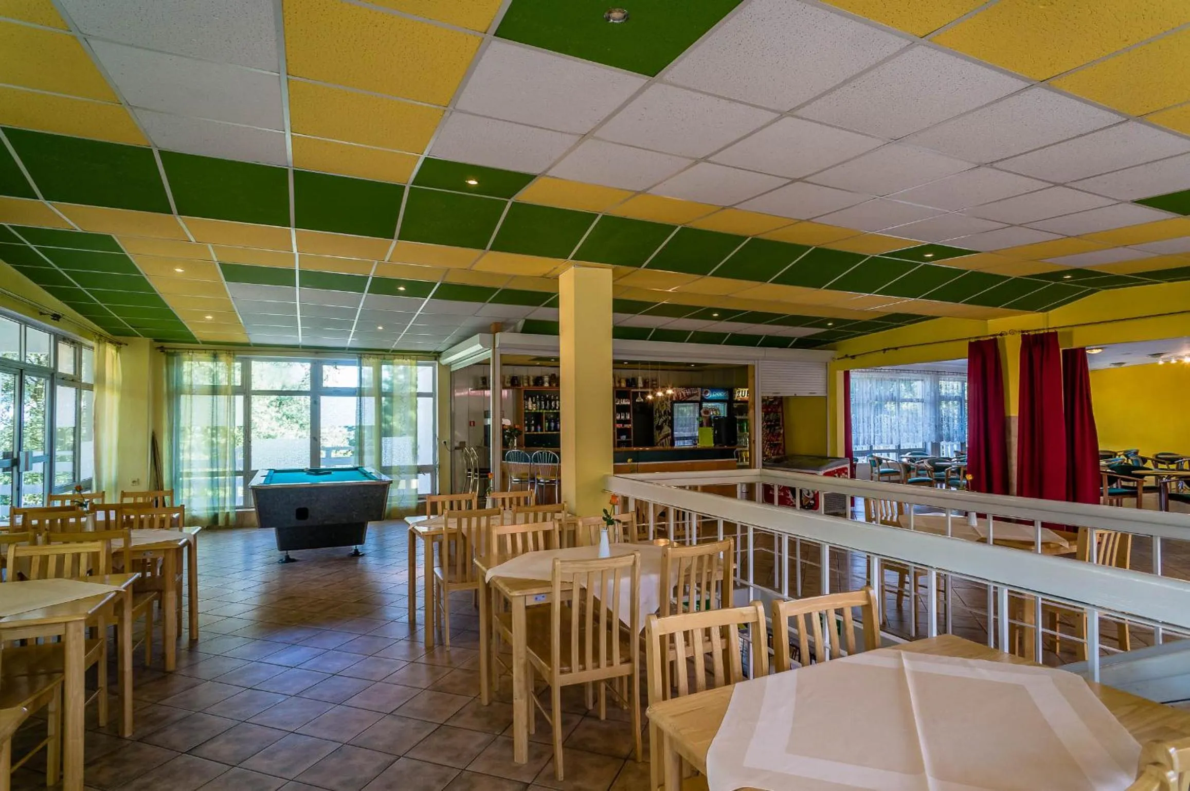 Lounge or bar in OW Eden