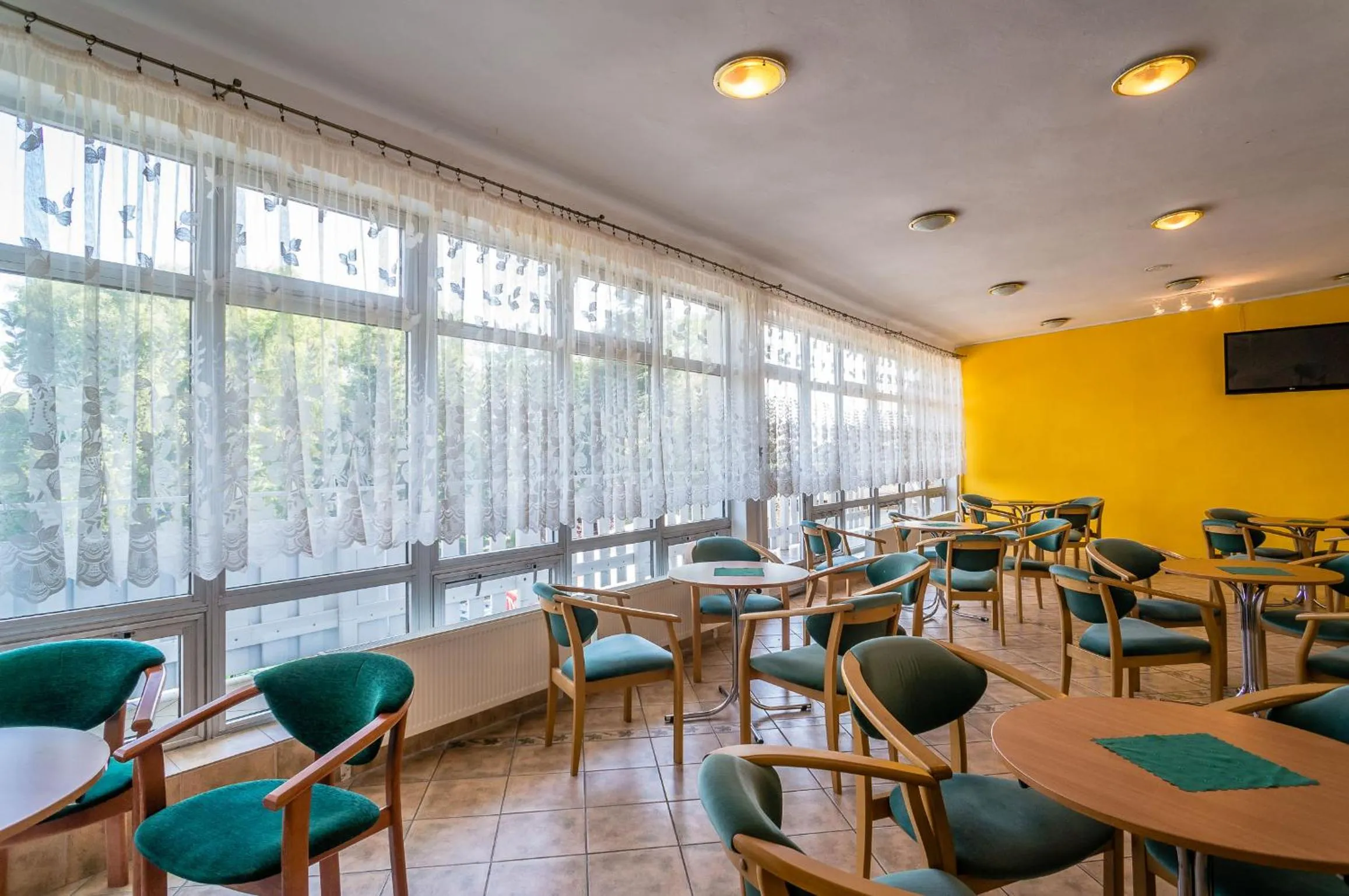 Communal lounge/ TV room in OW Eden