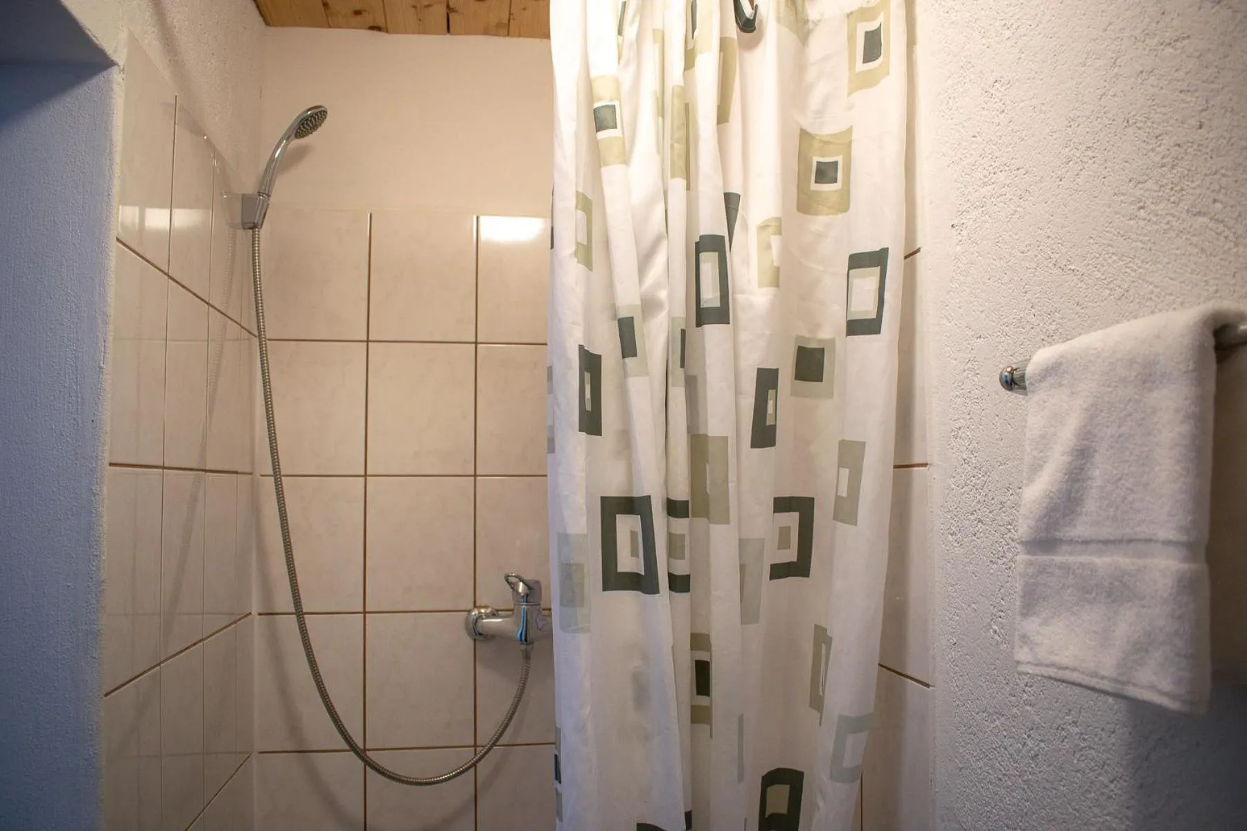 Shower in Hotel Malixerhof