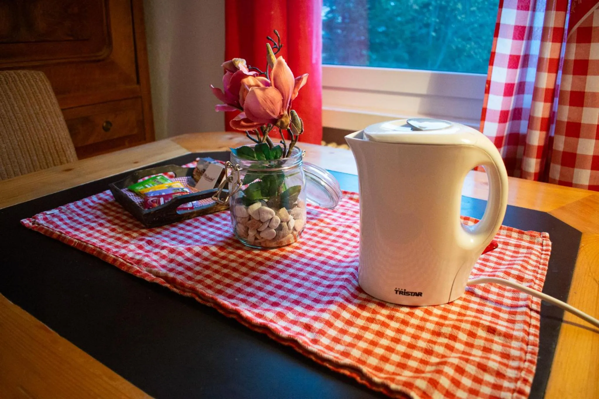 Coffee/tea facilities in Hotel Malixerhof