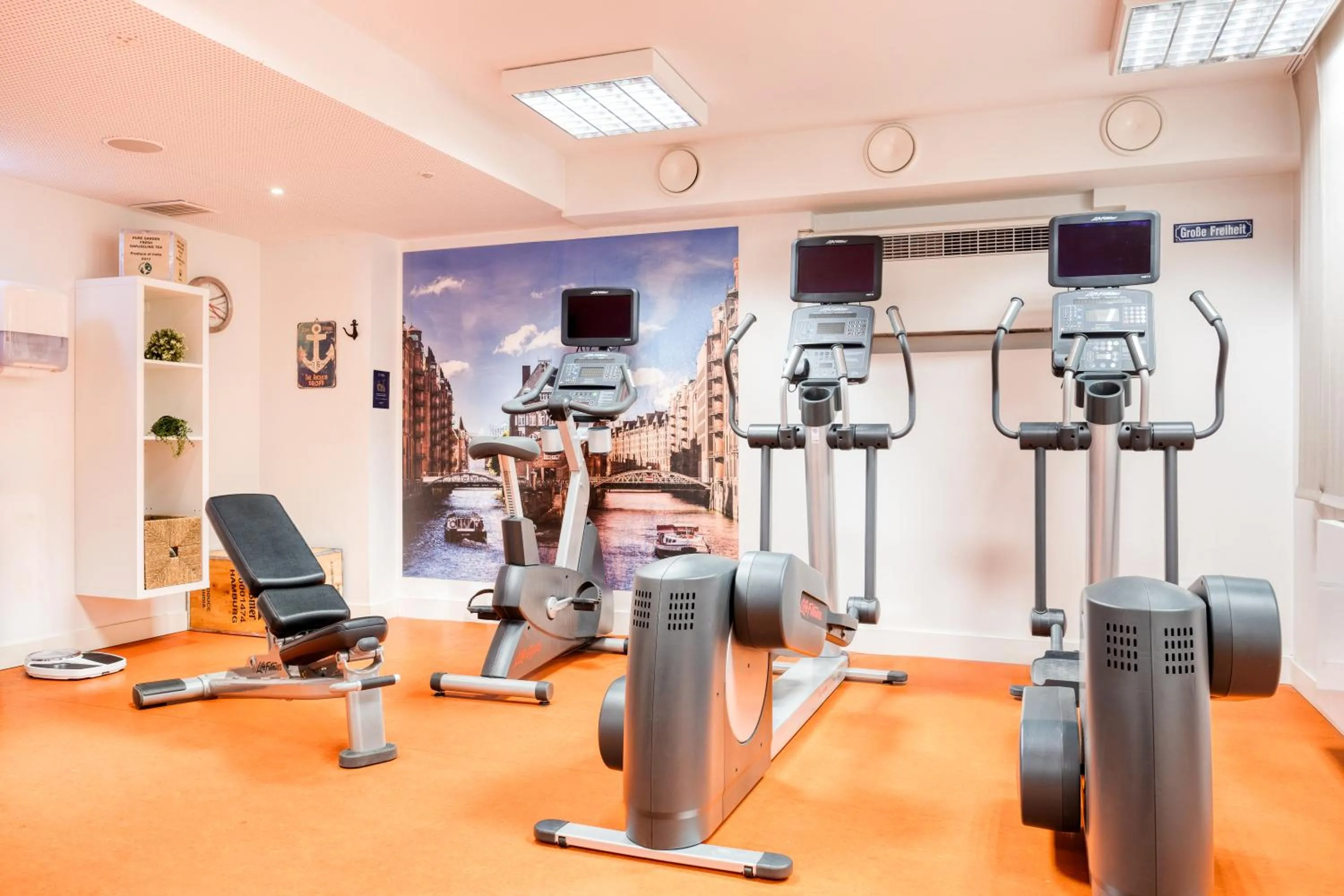 Fitness centre/facilities in Citadines Michel Hamburg