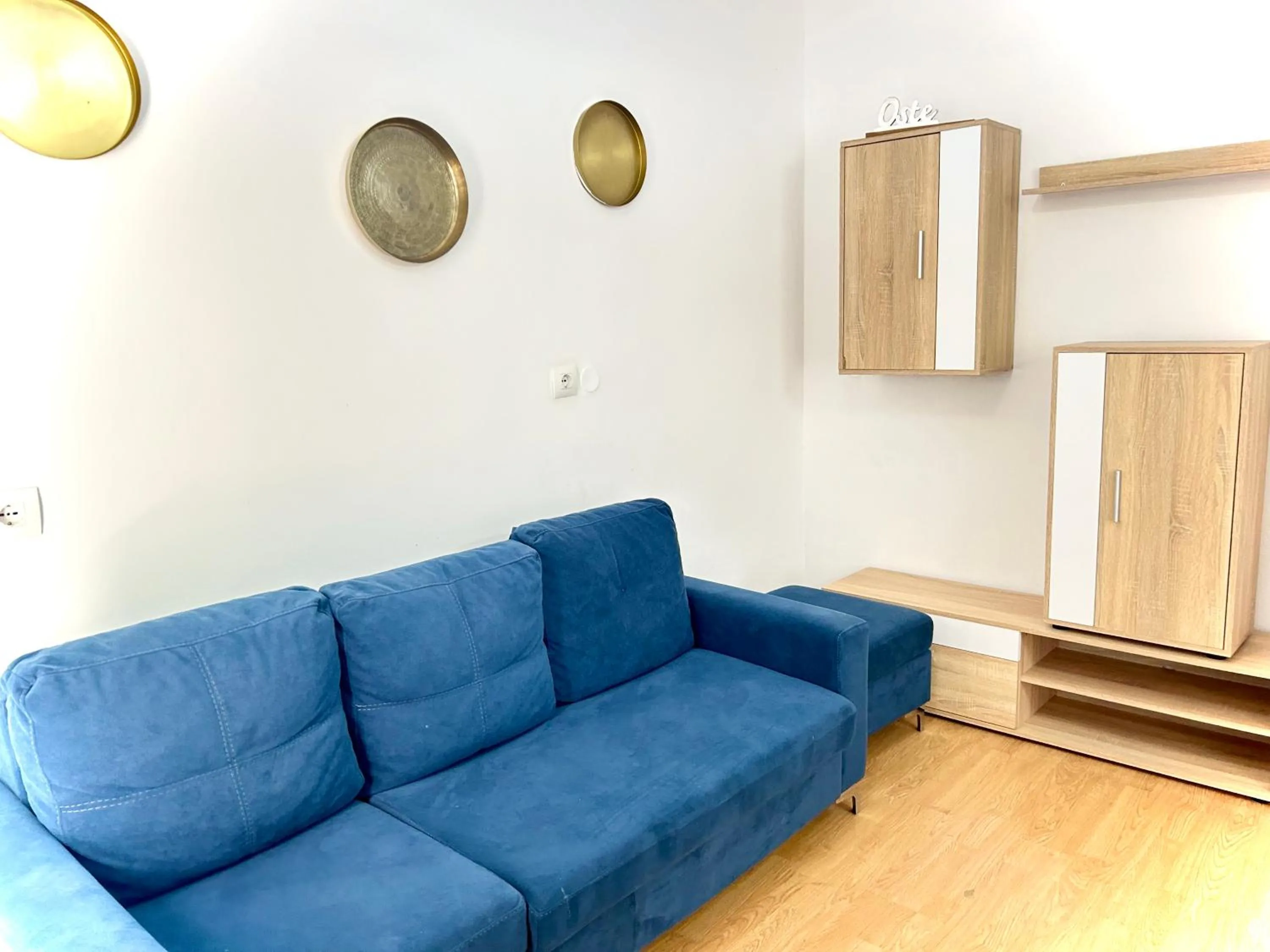 Budget Retreat Tirana & Studios