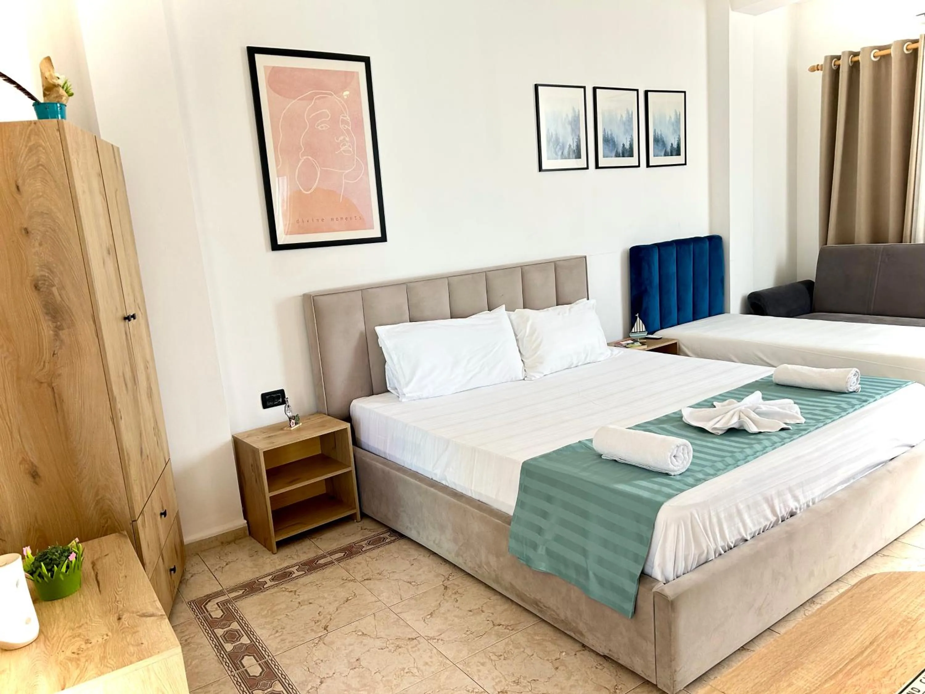 Bed in Budget Retreat Tirana & Studios