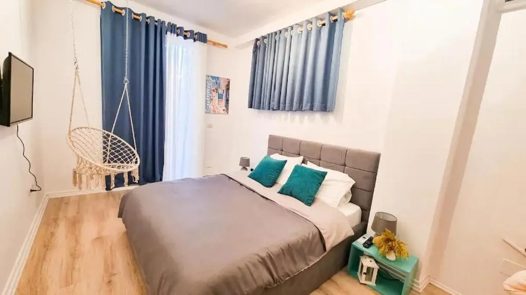 Bed in Budget Retreat Tirana & Studios