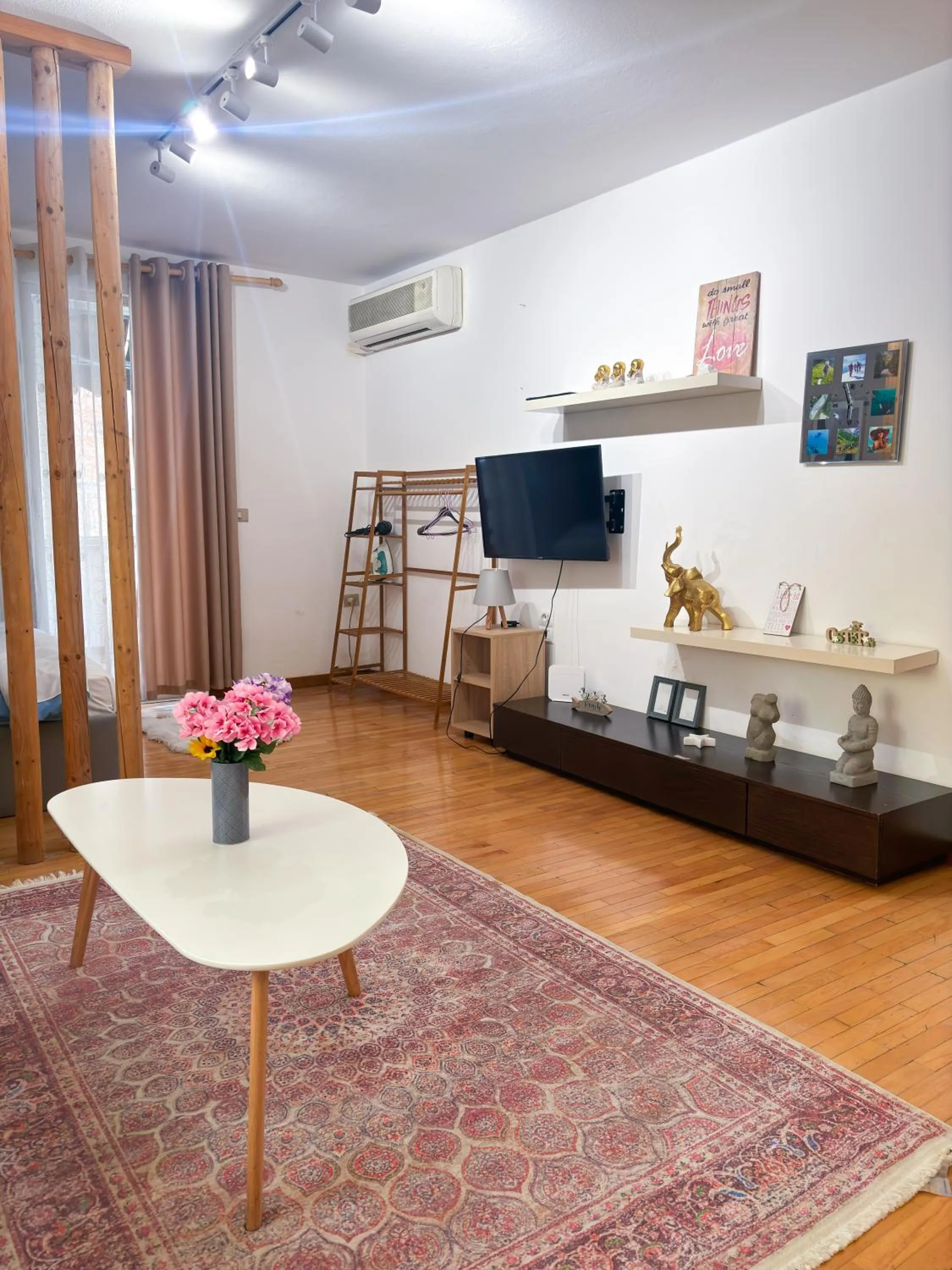 Living room in Budget Retreat Tirana & Studios