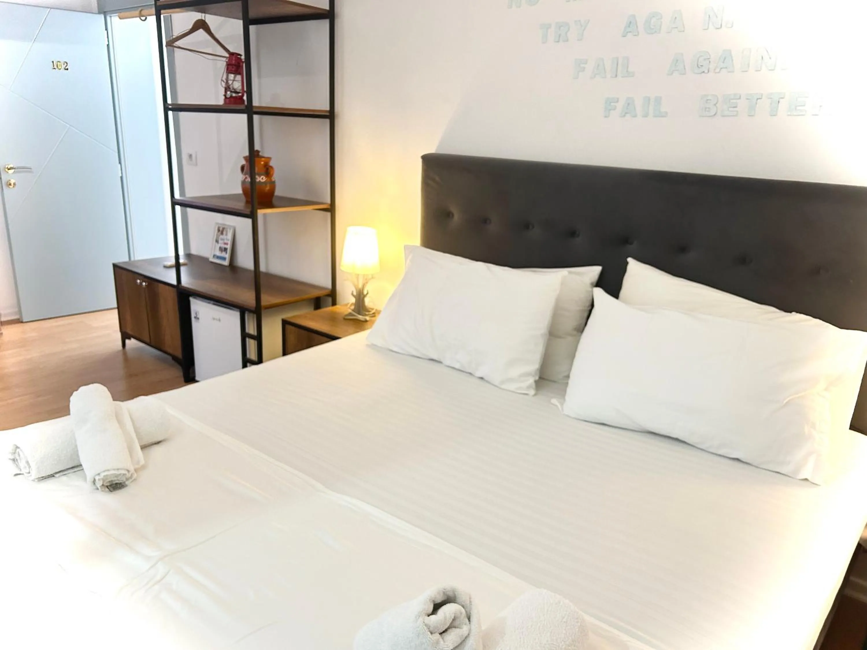 Bed in Budget Retreat Tirana & Studios