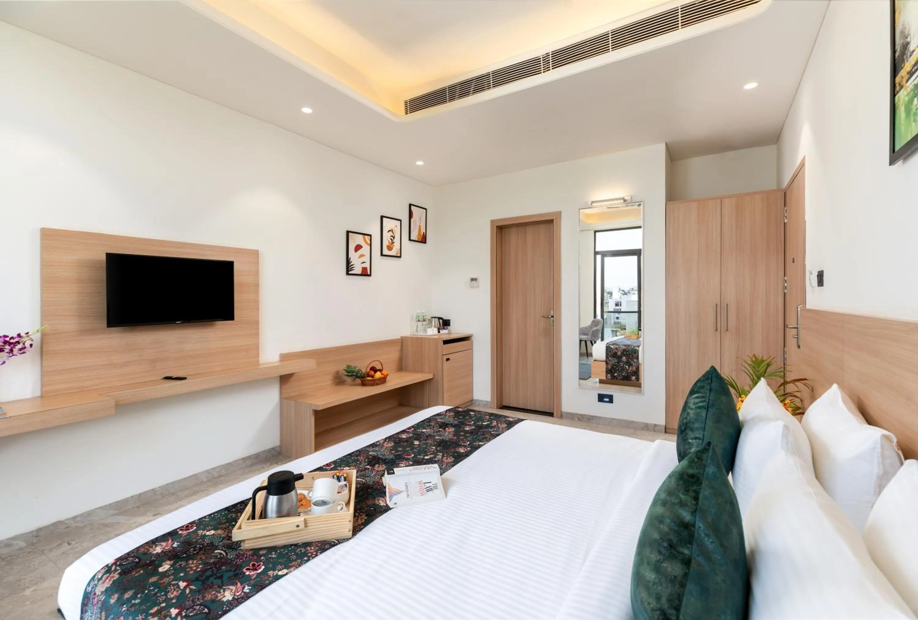 Bedroom, Bed in 7 rays hotel