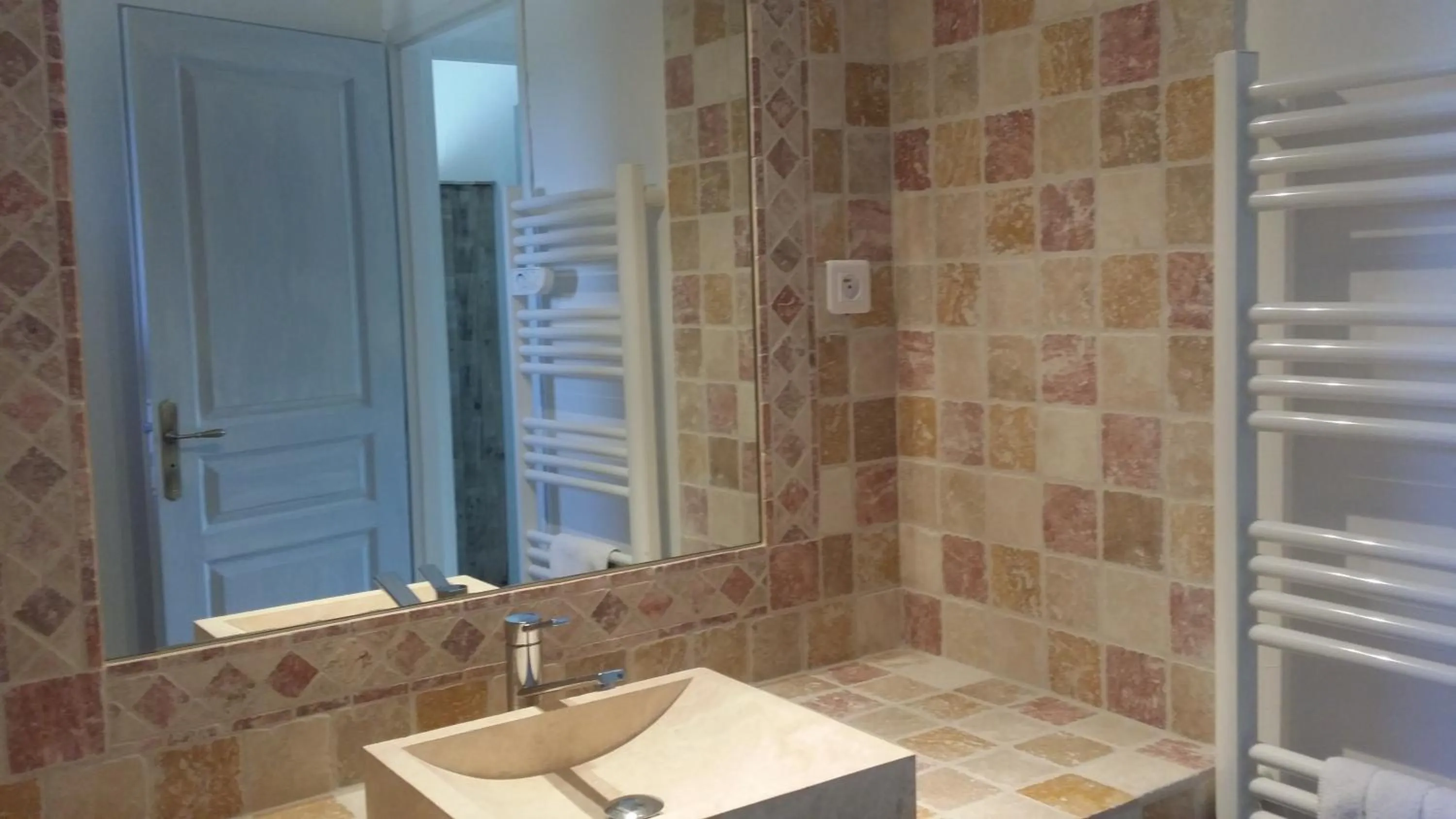 Bathroom in Mas Saint Julien