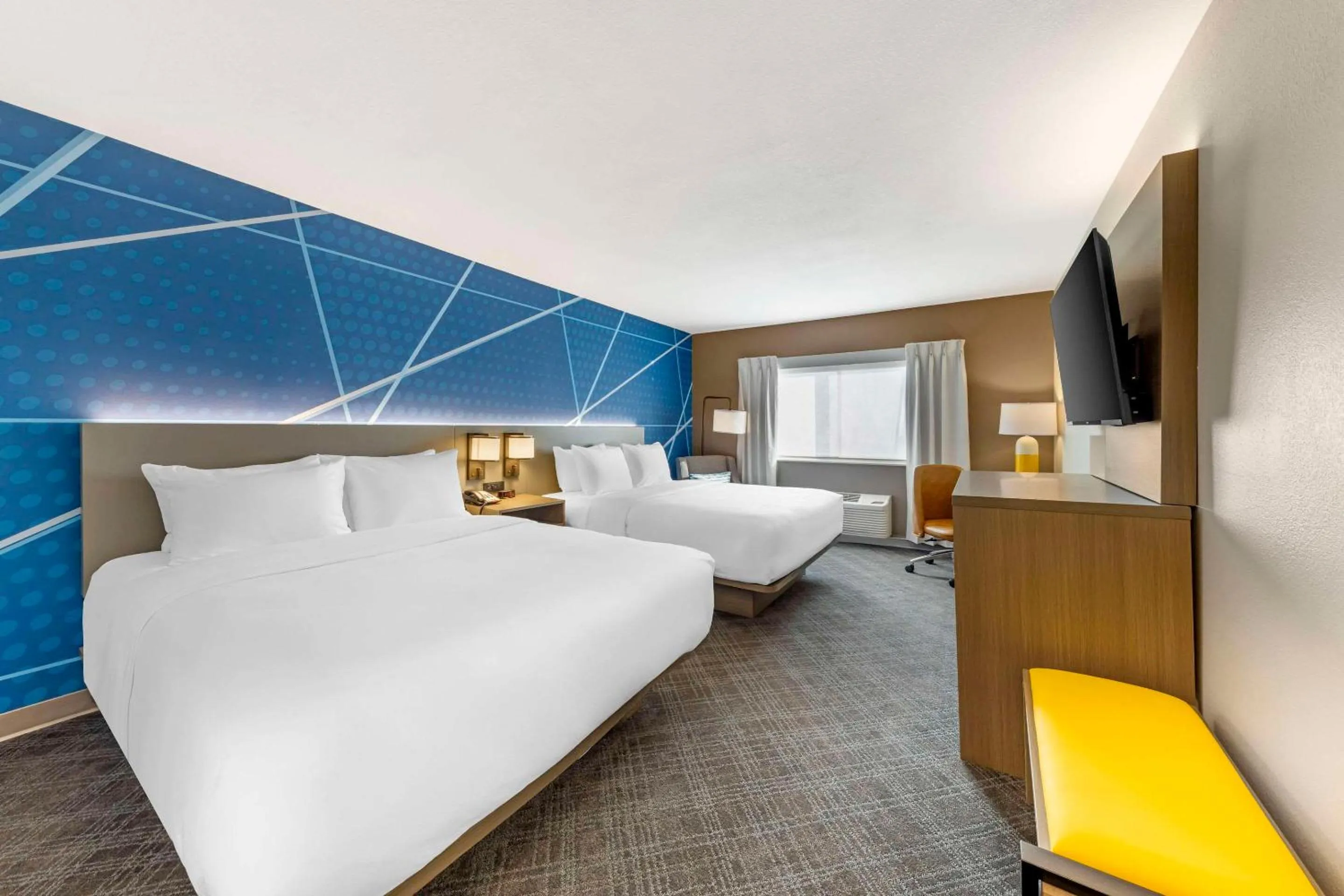 Bedroom, Bed in Comfort Inn & Suites Oklahoma City North - Quail Springs