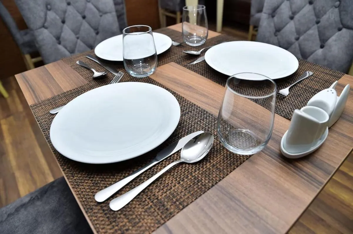 Restaurant/places to eat in Boulevard Rigs Boutique Hotel