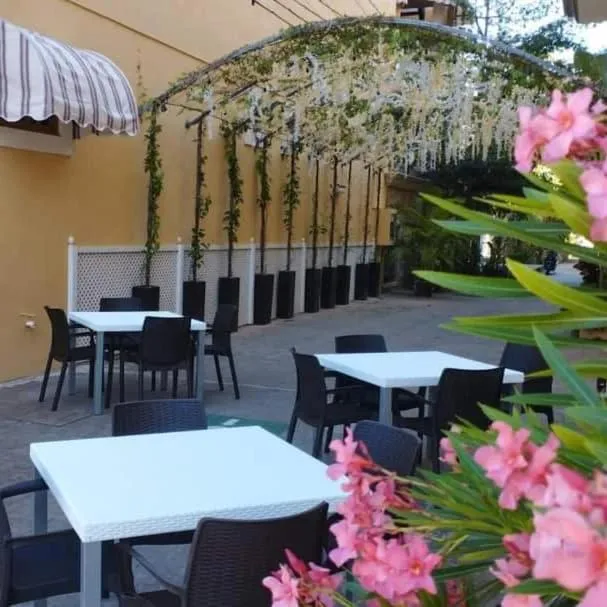 Restaurant/places to eat in Cancun International Suites