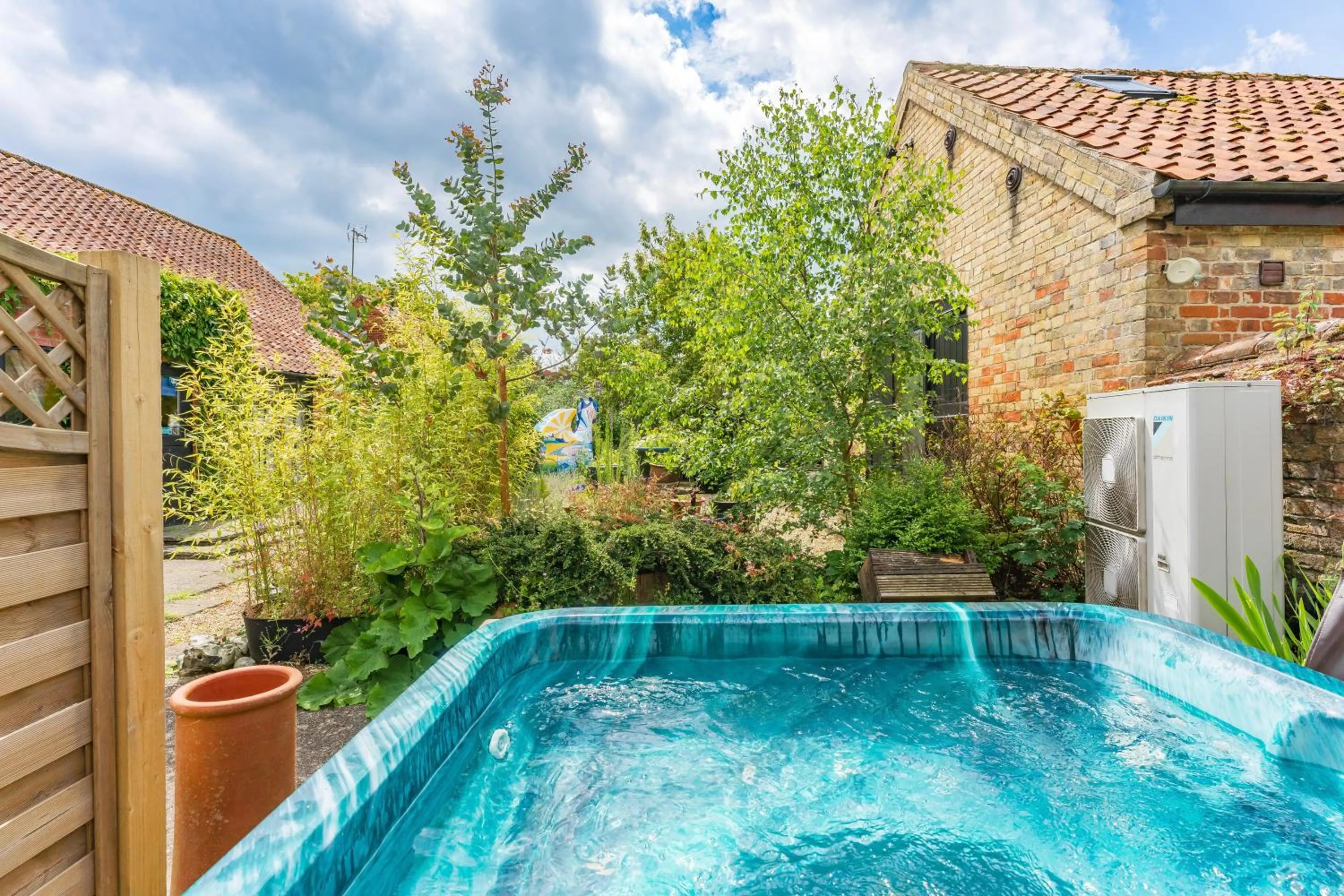 Spring in the Orangery - BnB Suites