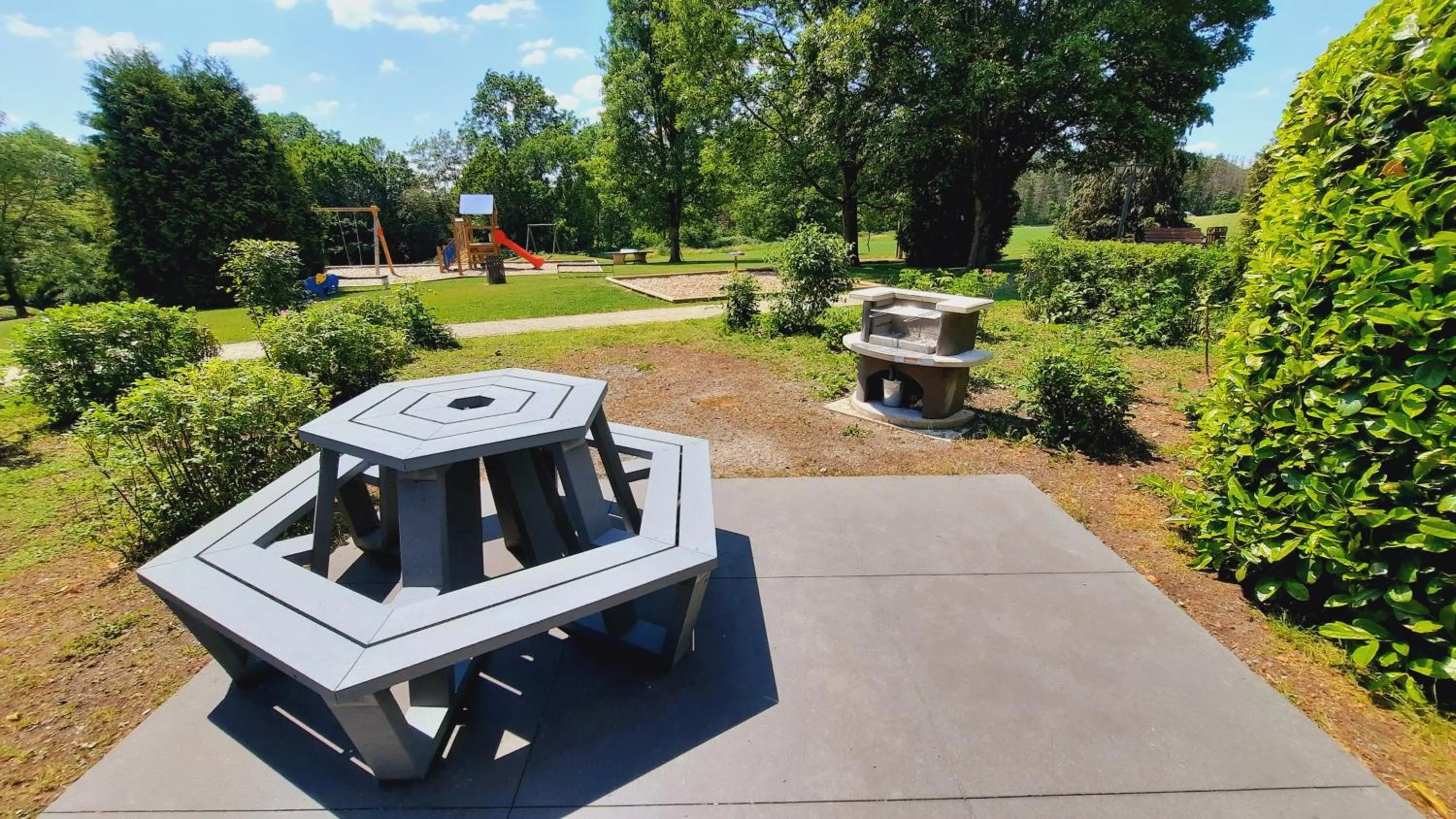 BBQ facilities in Maisons de Vacances Azur en Ardenne