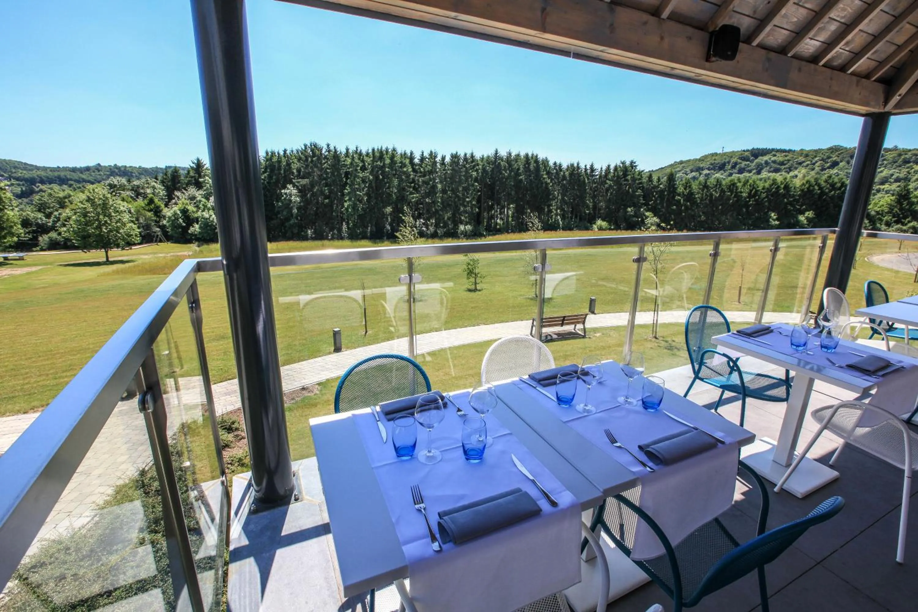 Balcony/Terrace in Maisons de Vacances Azur en Ardenne