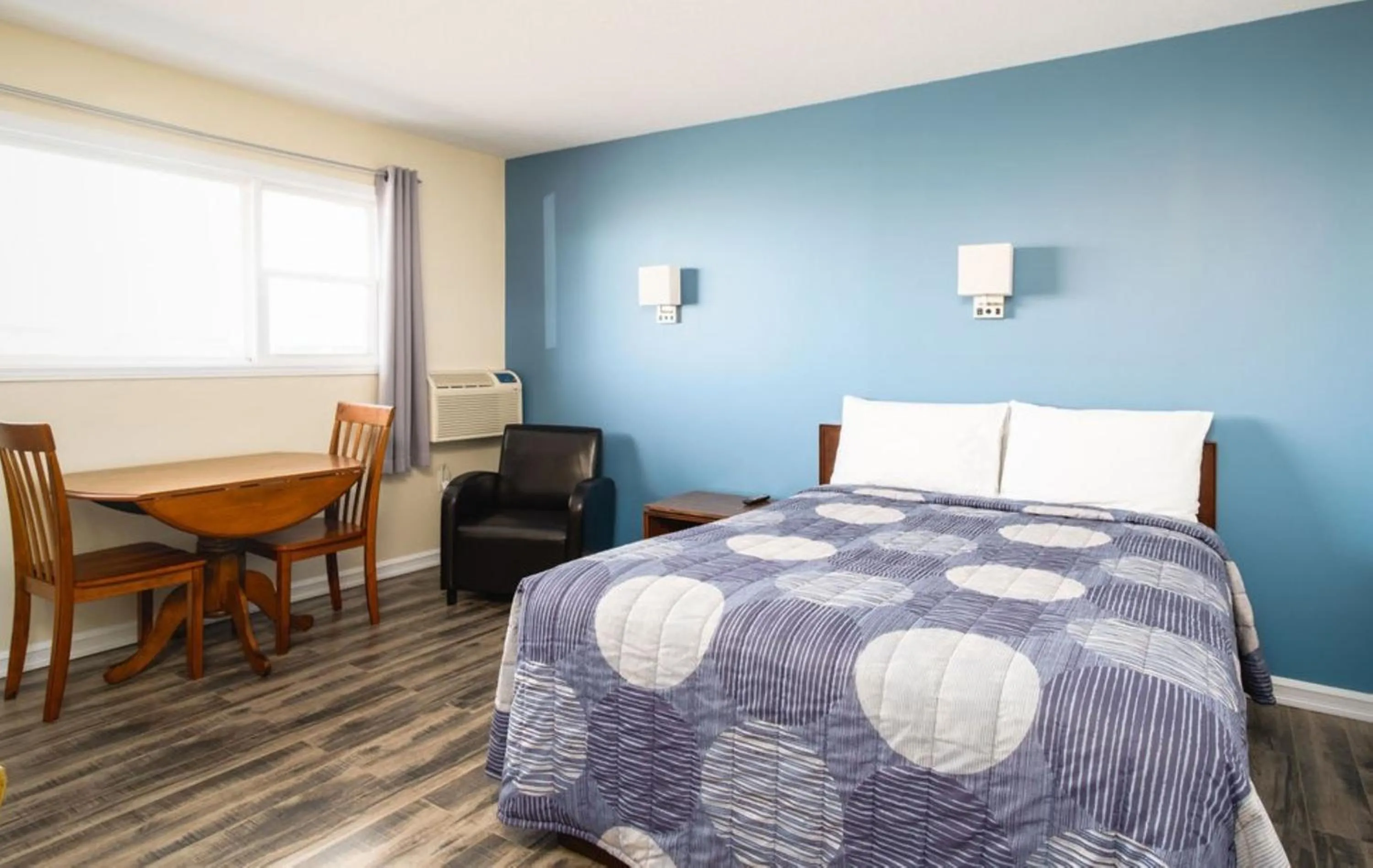 Bedroom, Bed in Hebridean Motel