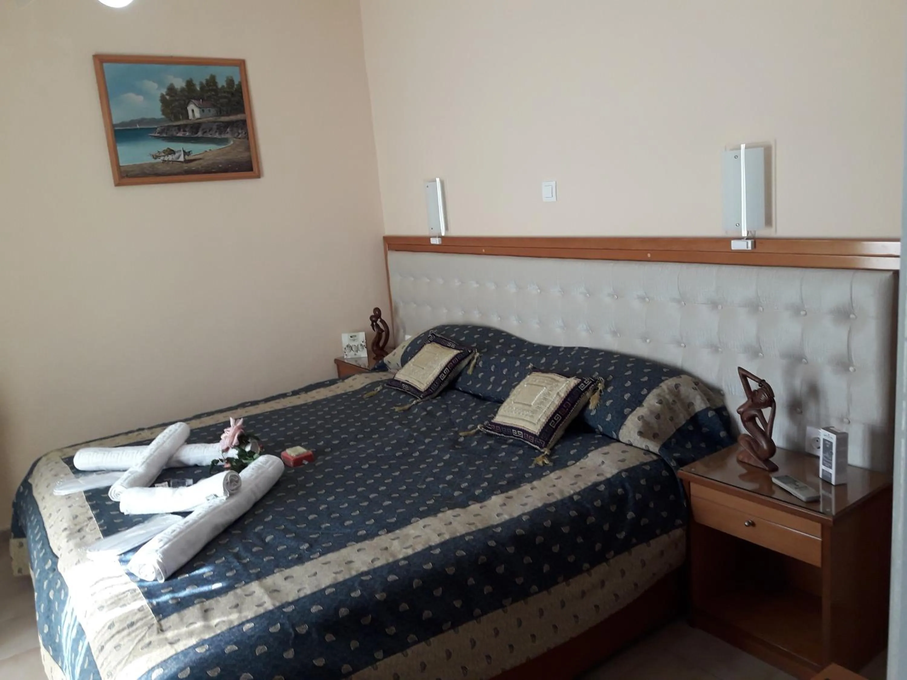 Bed in Studios Cosmopolitan