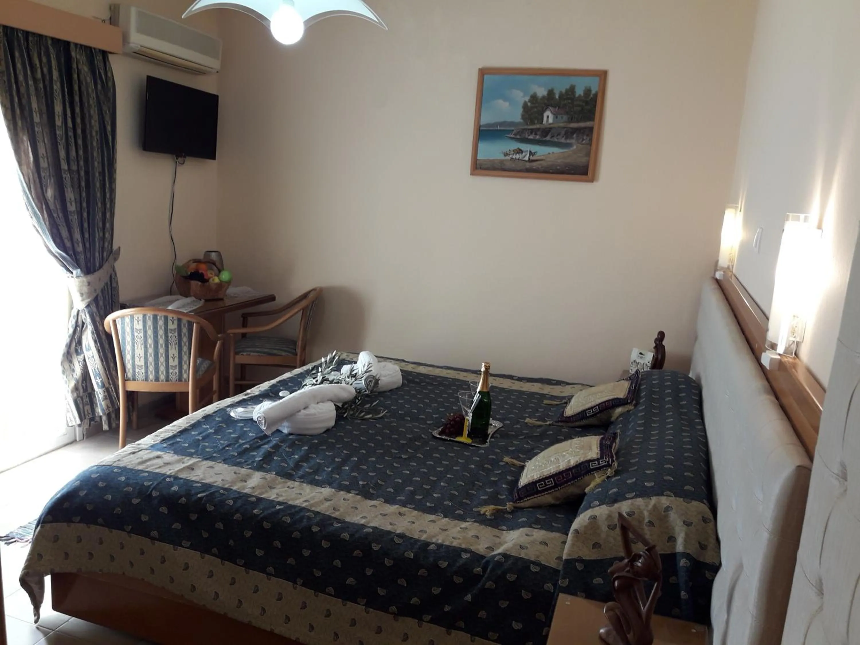 Bed in Studios Cosmopolitan