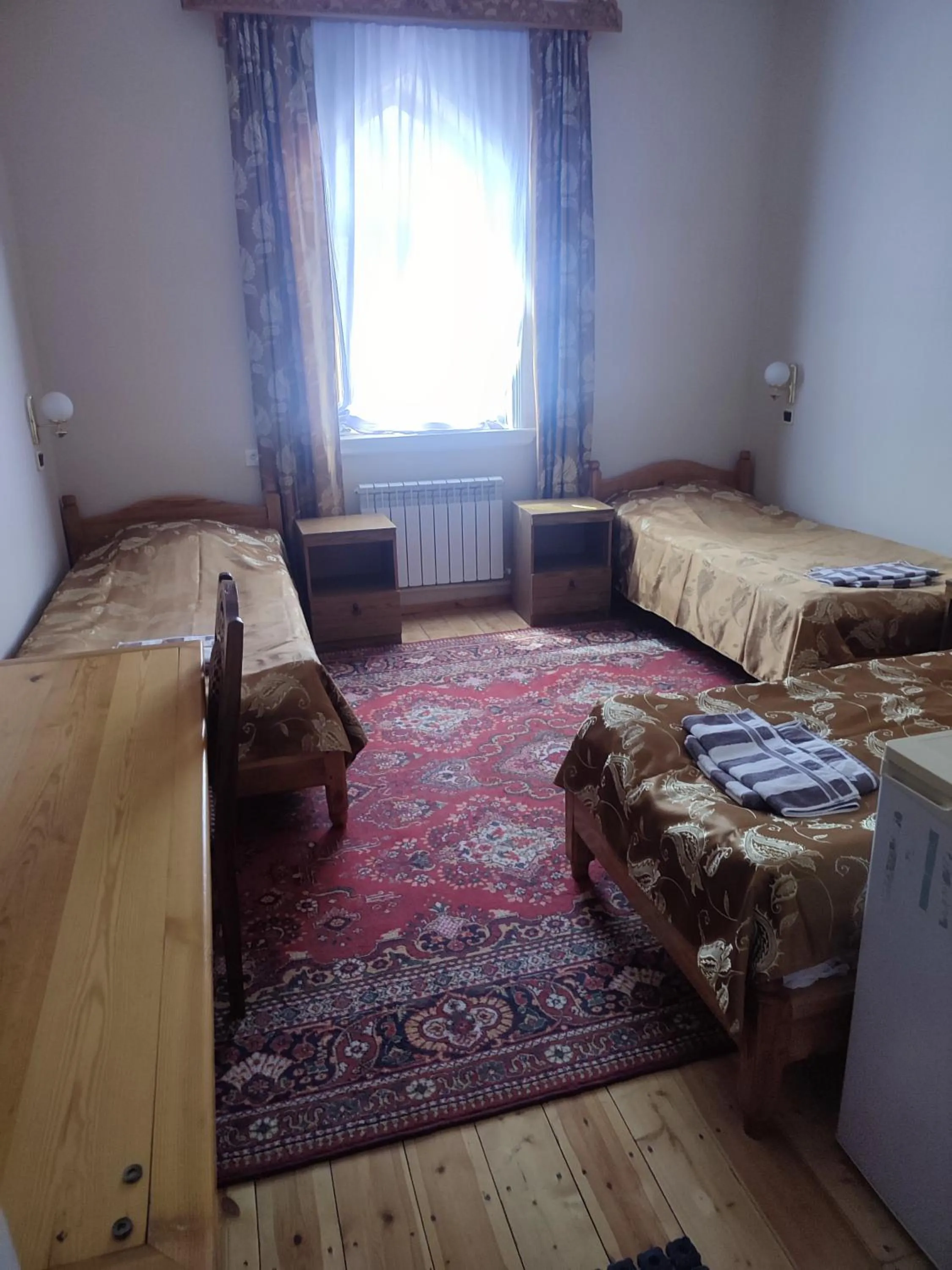 Islambek Travel & Hotel