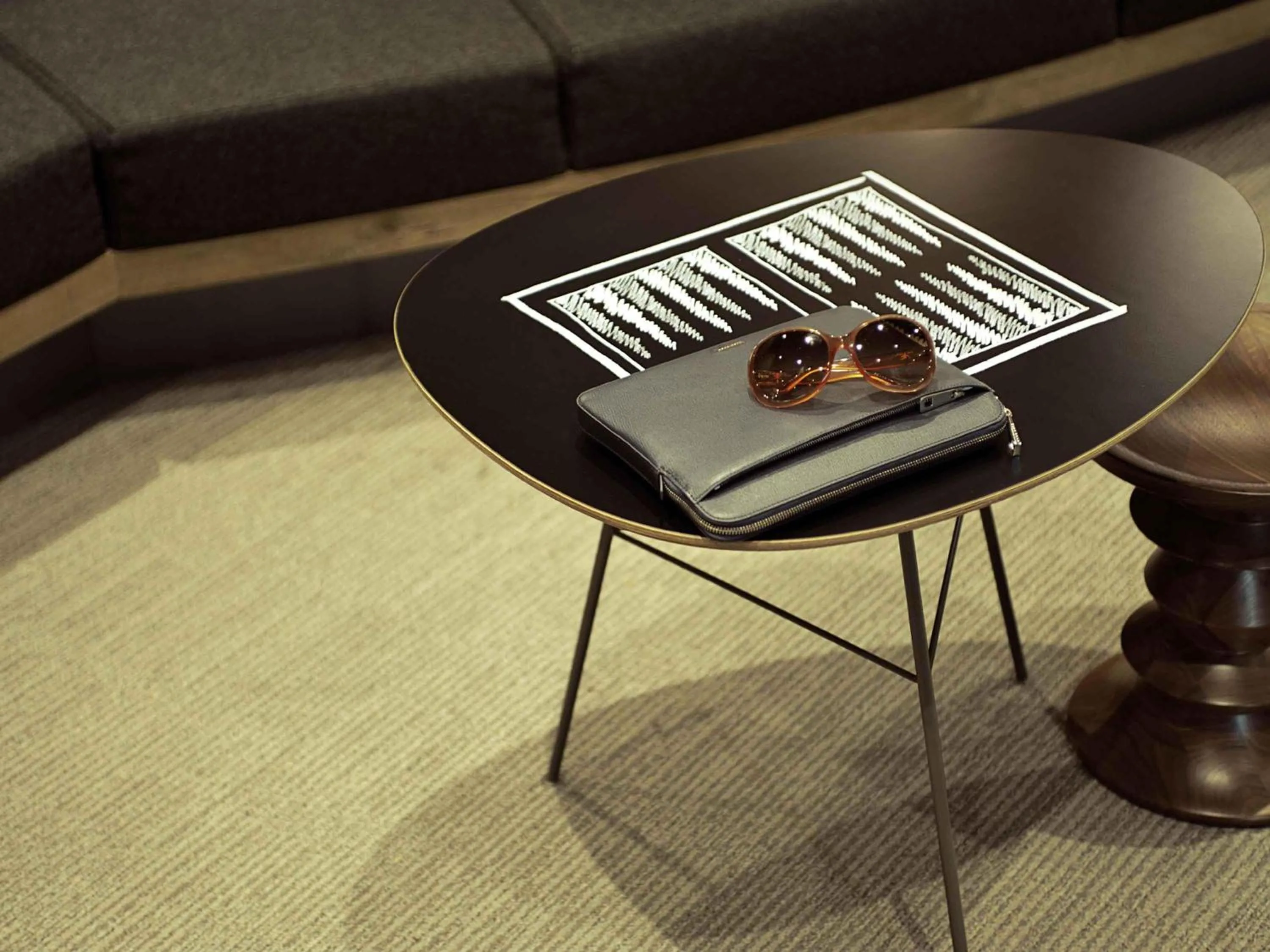 Lounge or bar in ibis Den Haag City Centre