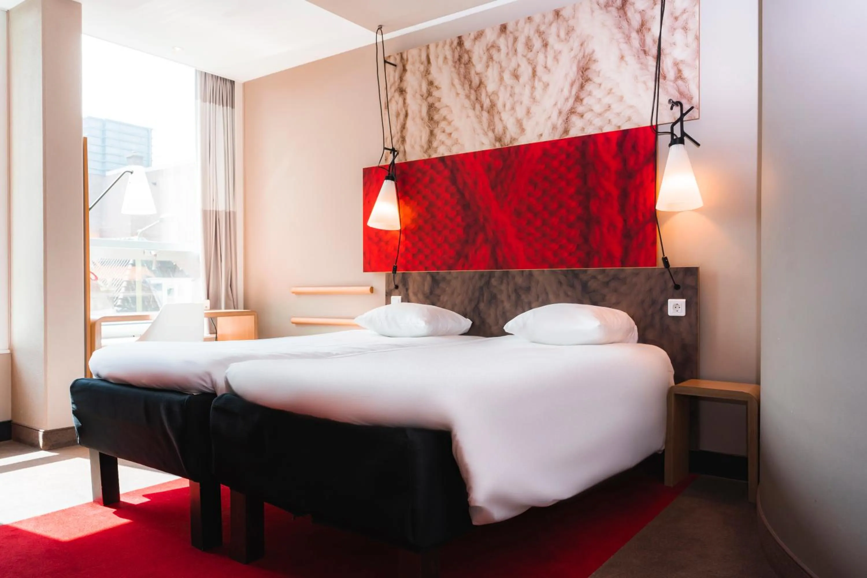 Bed in ibis Den Haag City Centre