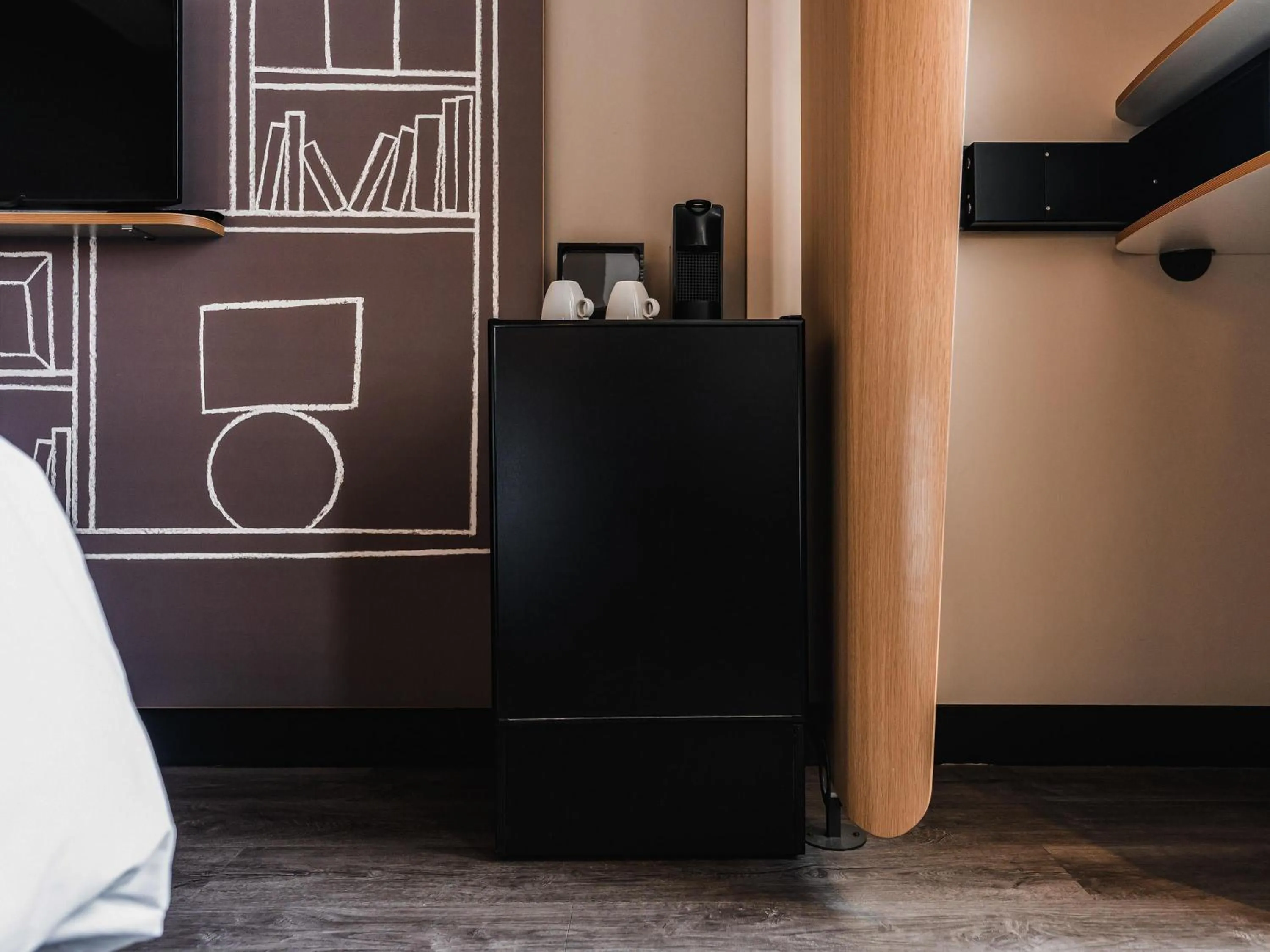 Bedroom, Bed in ibis Den Haag City Centre