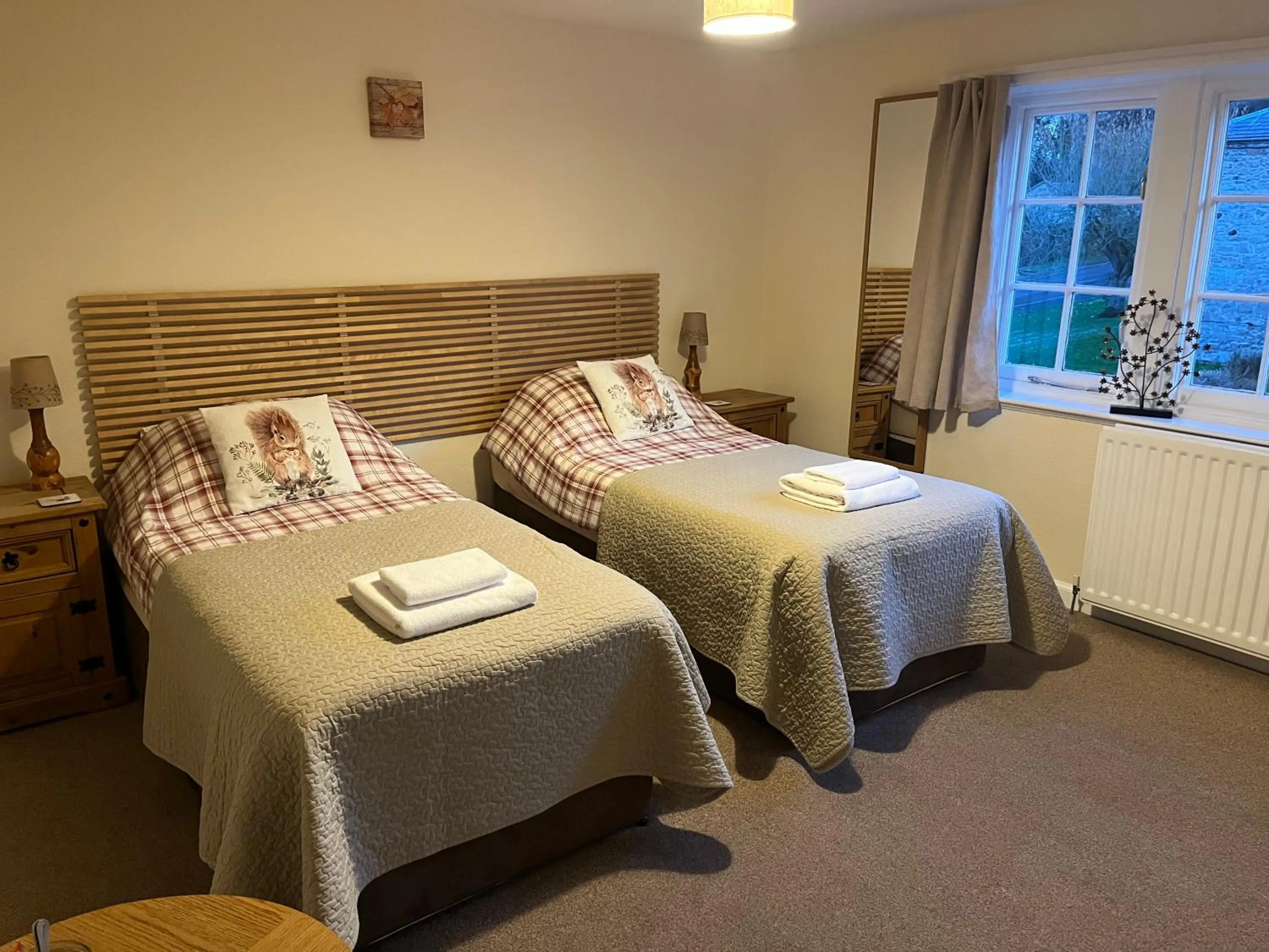 Bedroom, Bed in Ford Village Bed & Breakfast