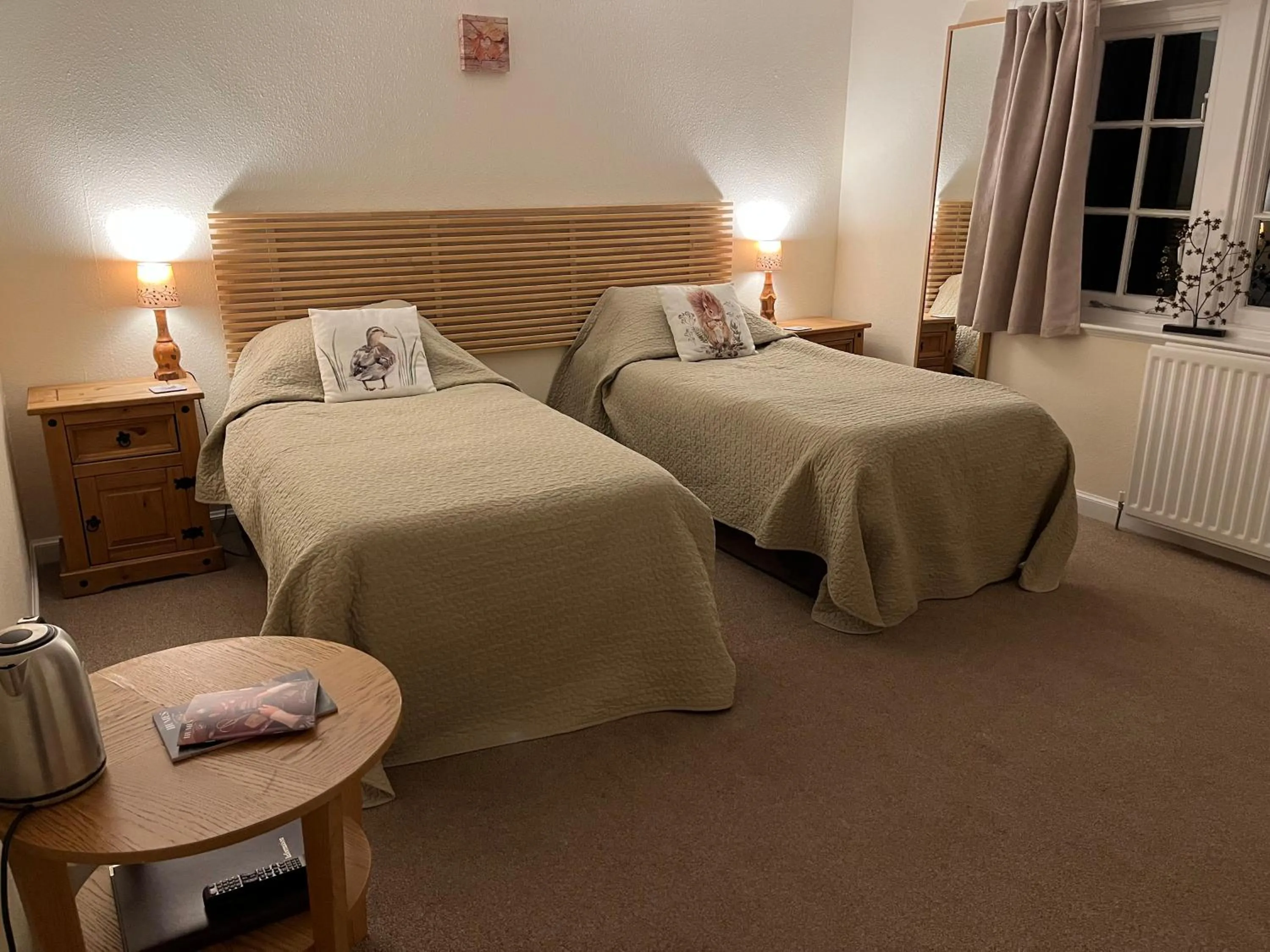 Bedroom, Bed in Ford Village Bed & Breakfast