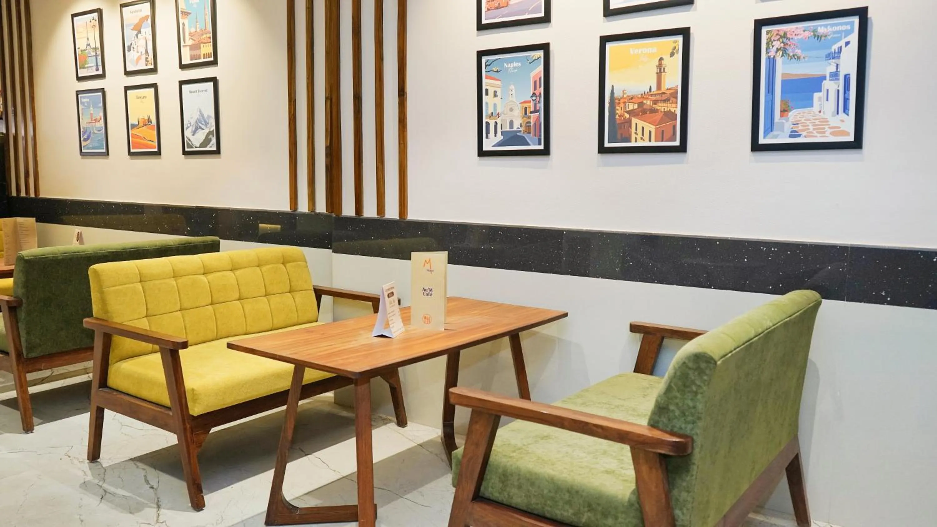 Restaurant/places to eat in Hotel M AND RESORT