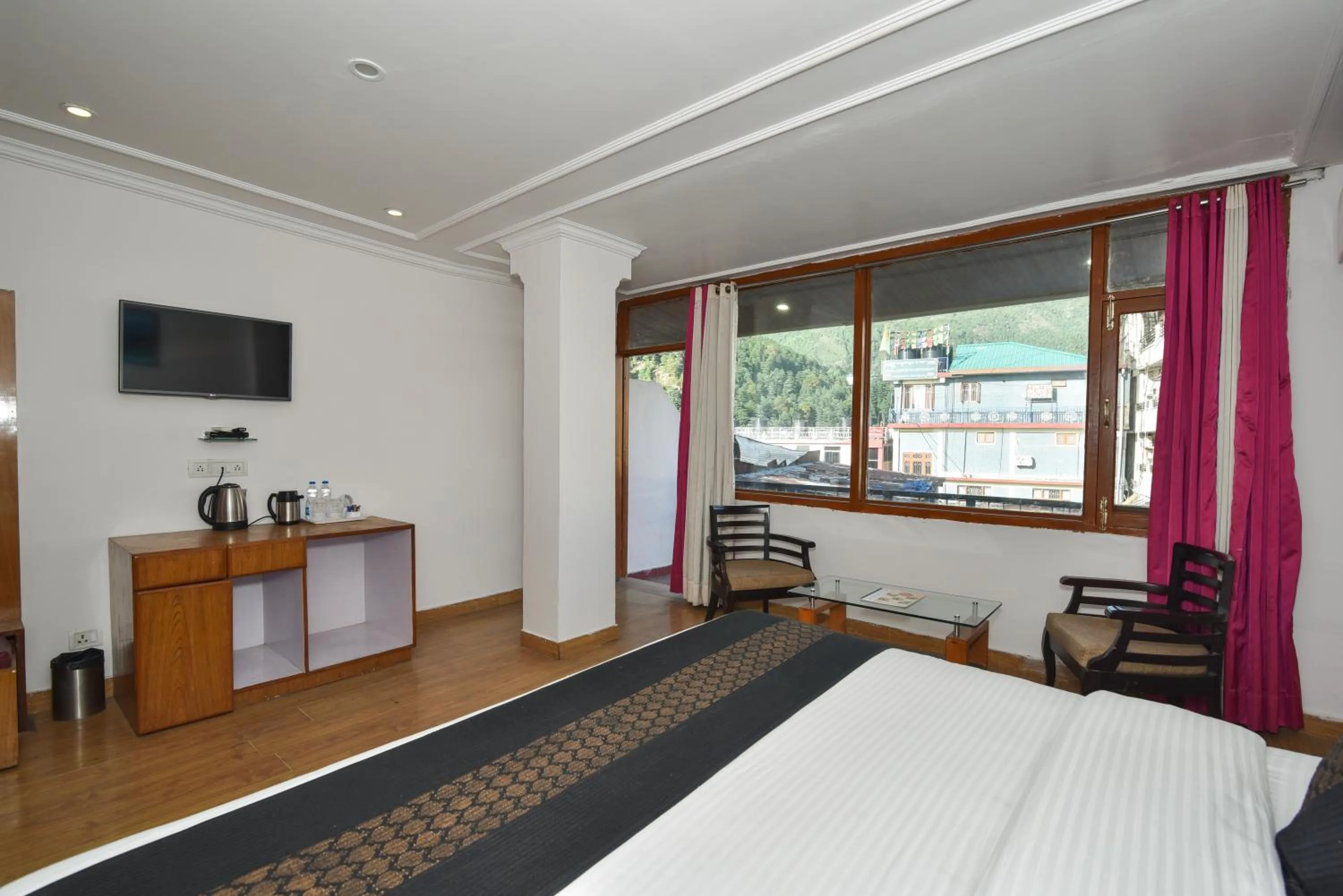 Bedroom, Bed in Hotel M AND RESORT