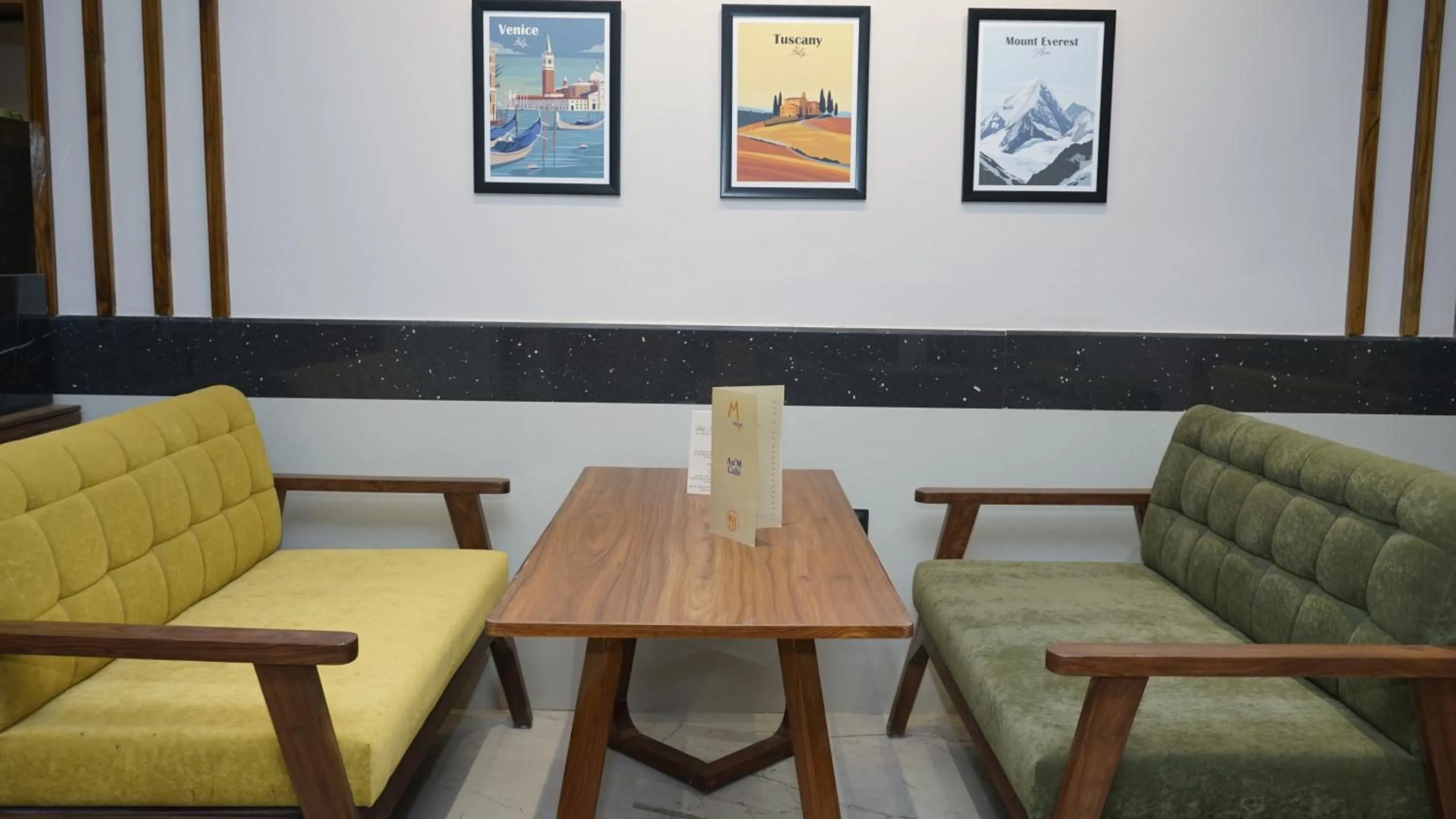 Restaurant/places to eat in Hotel M AND RESORT