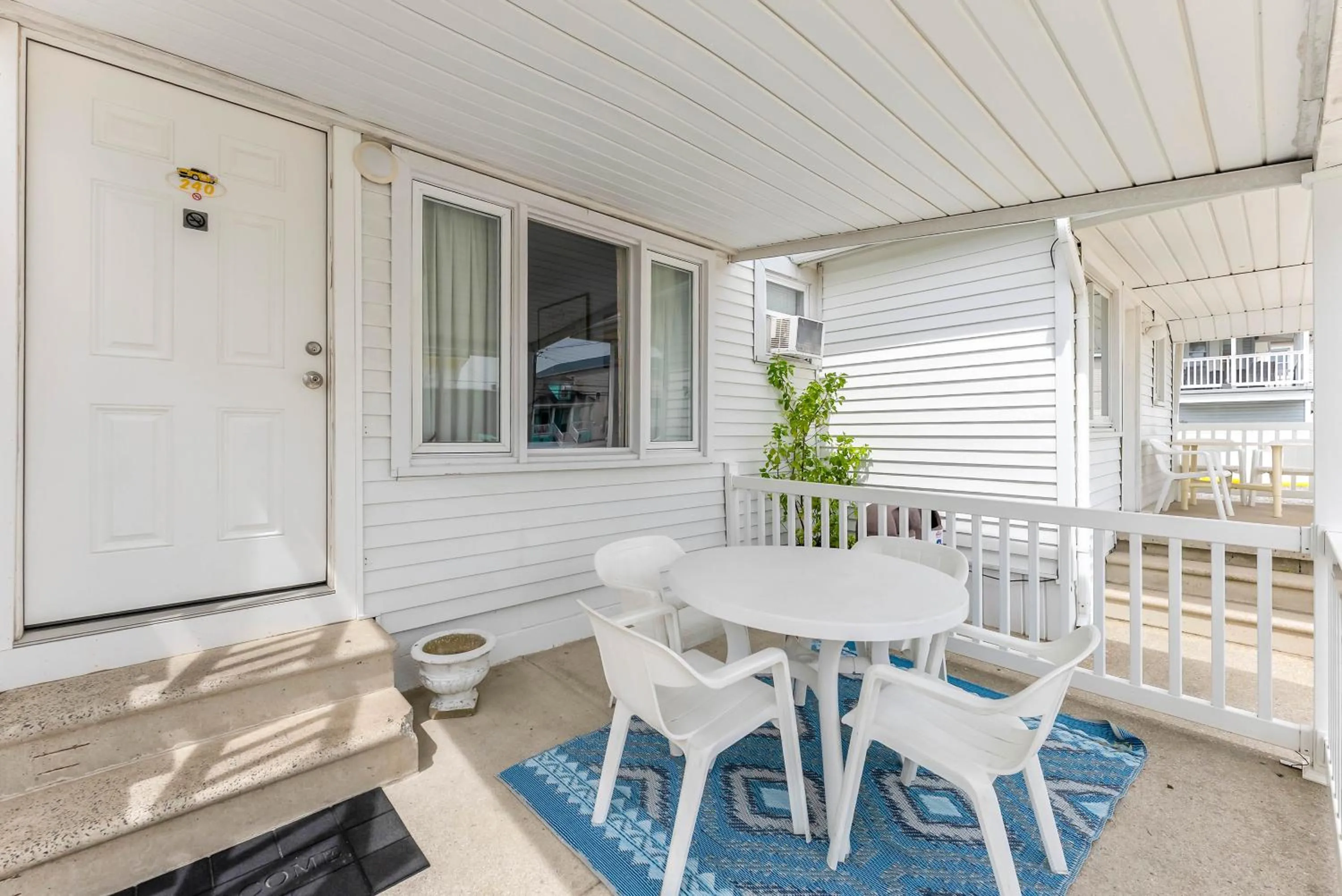 Patio in Daytona Inn and Suites