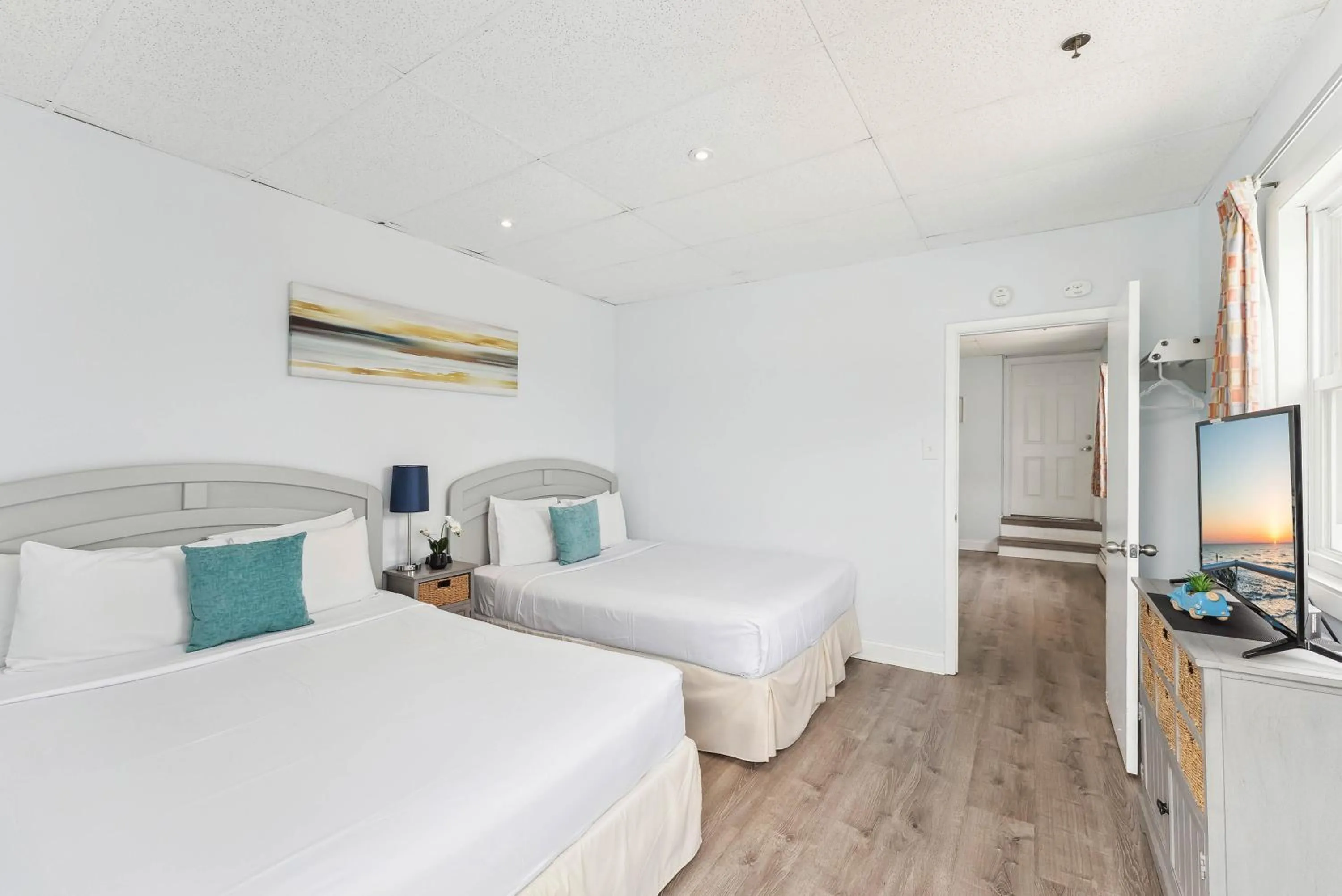 Bed in Daytona Inn and Suites