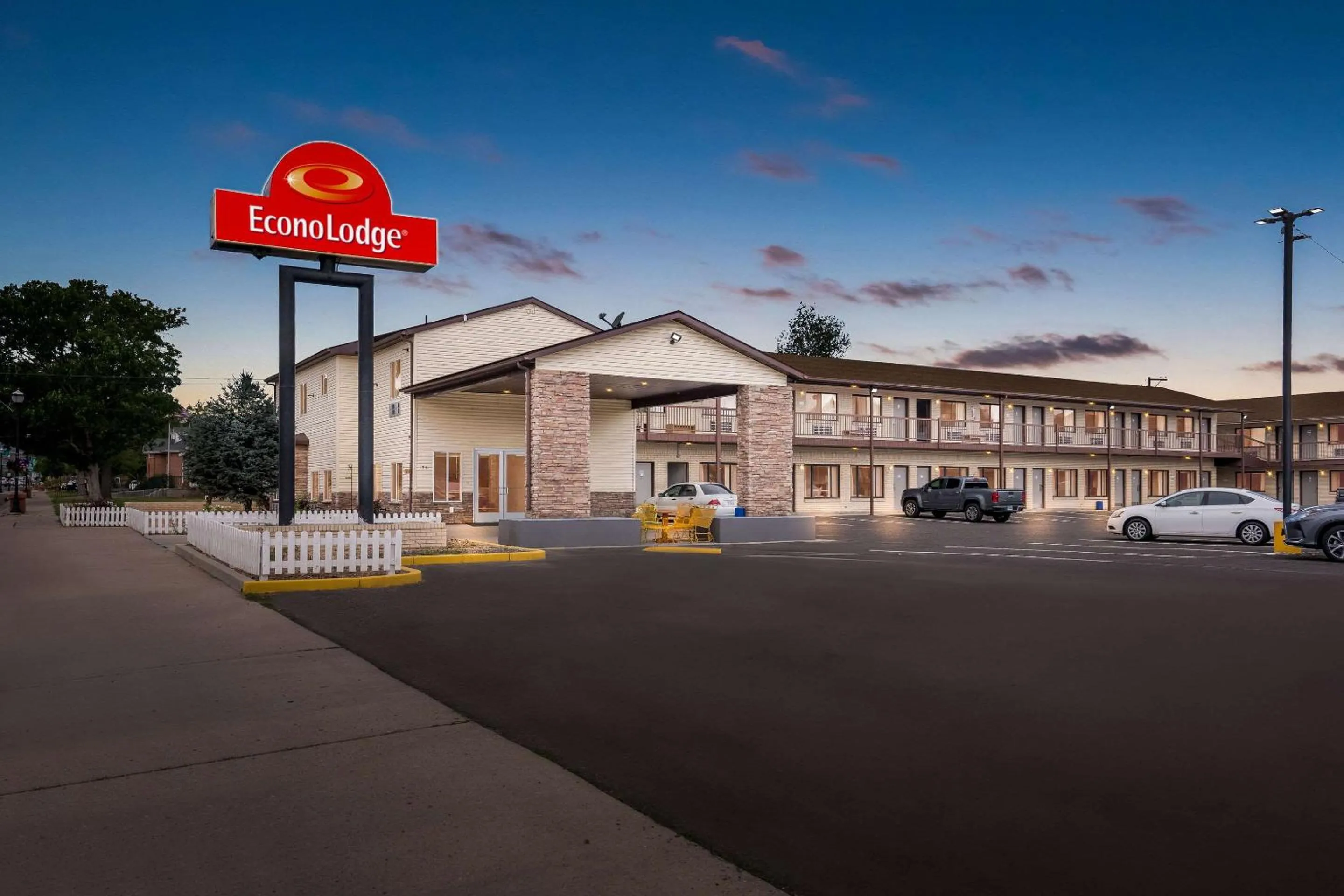 Property building in Econo Lodge Panguitch near Bryce Canyon