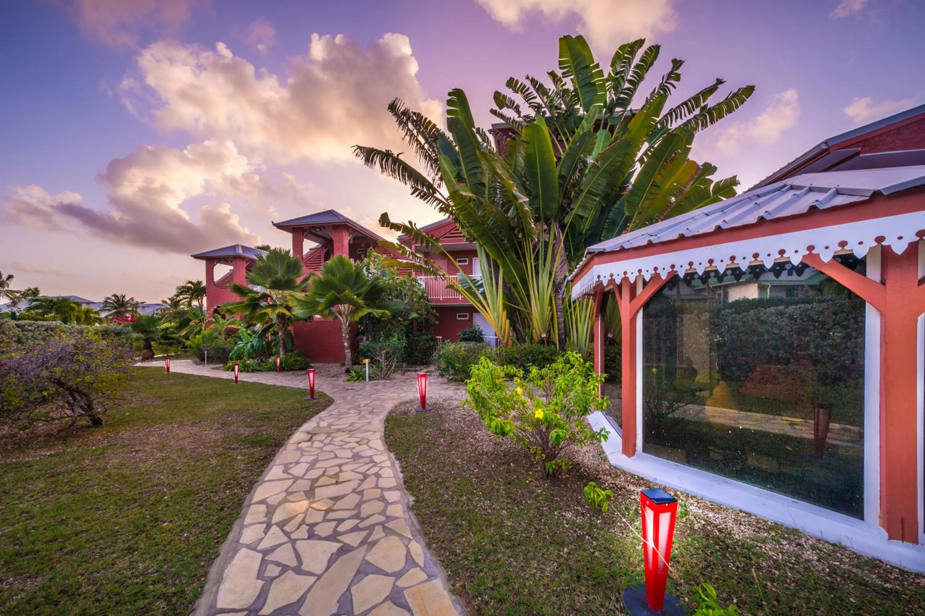 Garden in Orient Bay Palm Court Residence 4 Stars