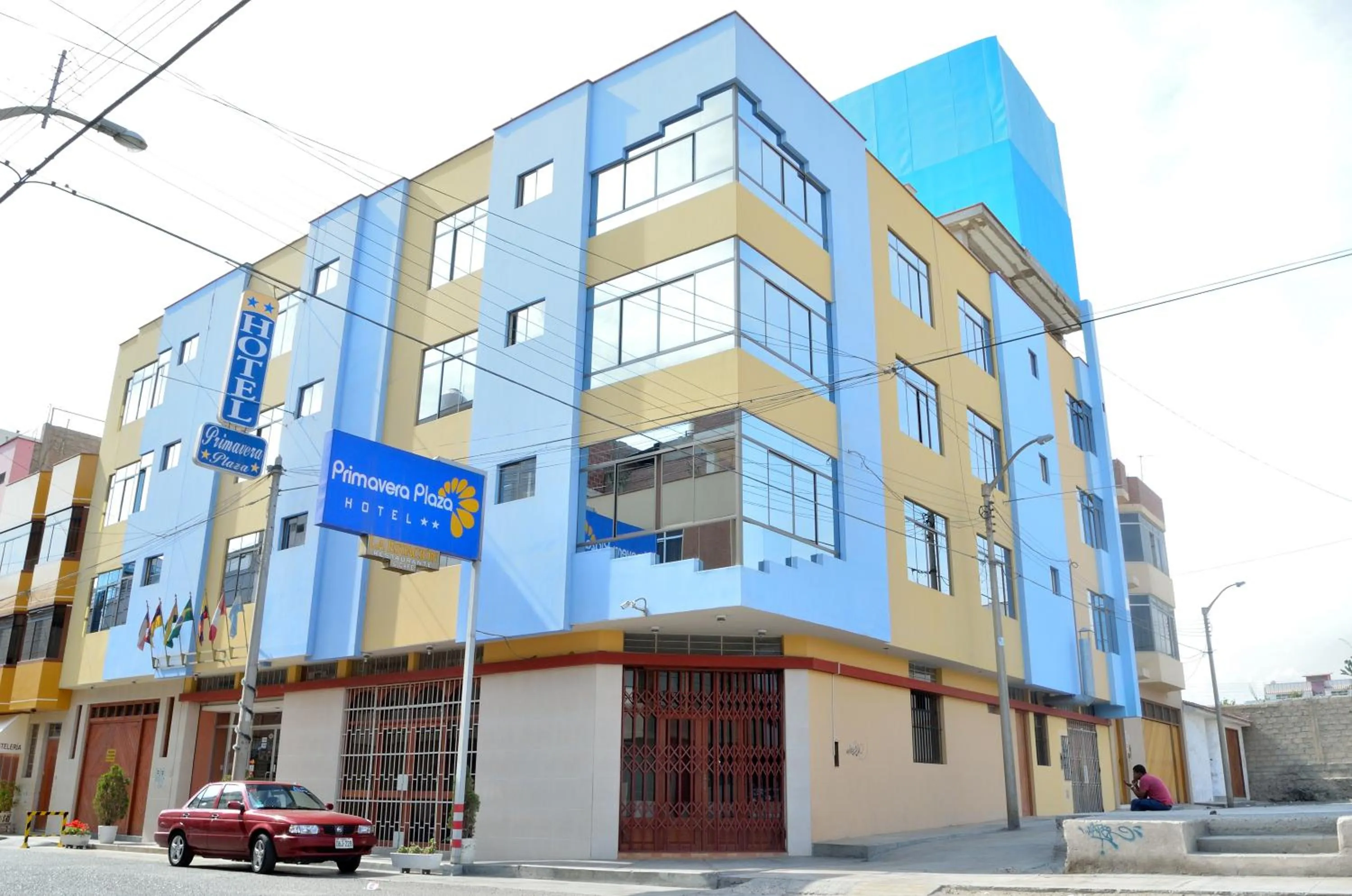 Primavera Plaza Hotel