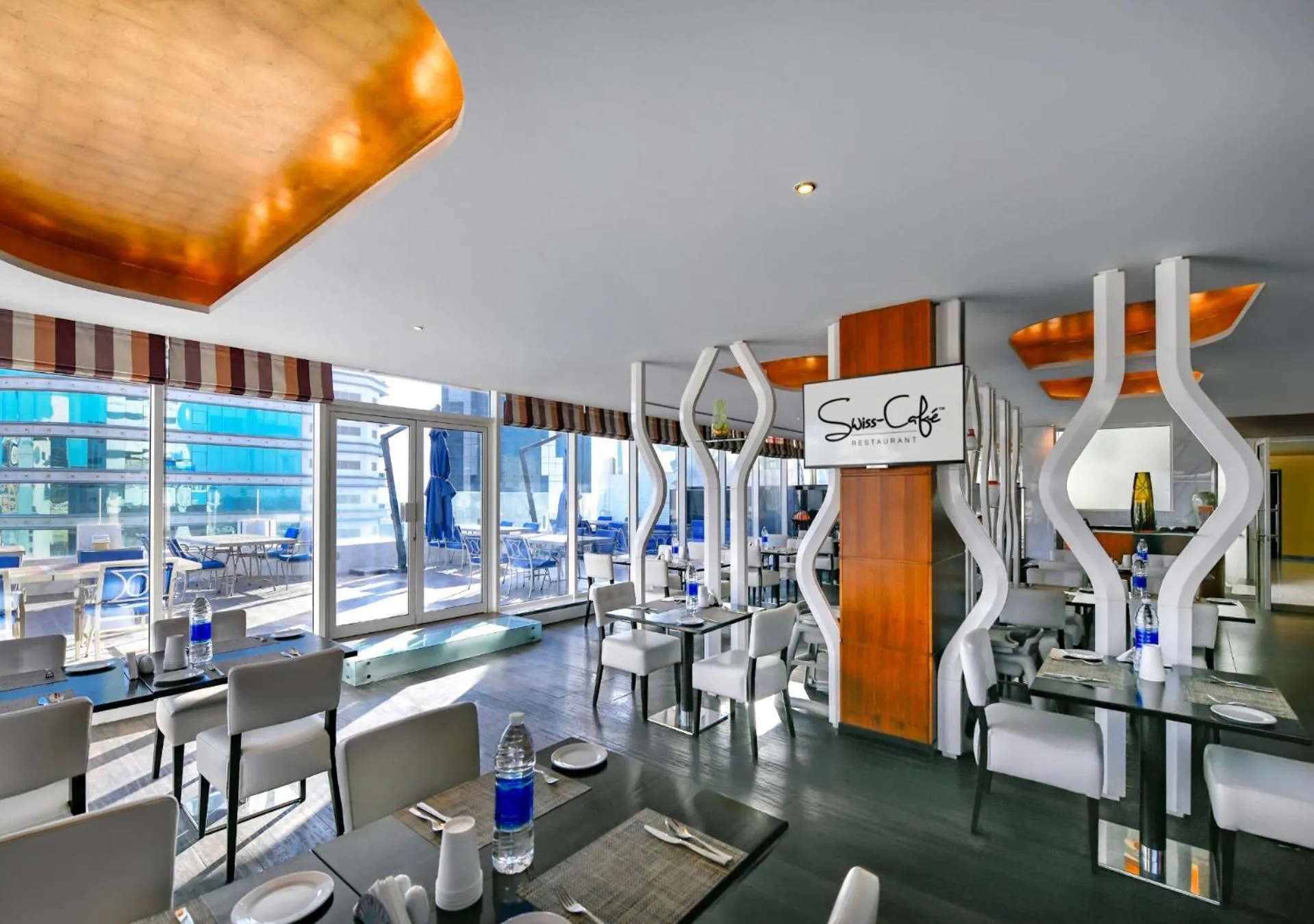 Restaurant/places to eat in Swiss-Belhotel Seef Bahrain